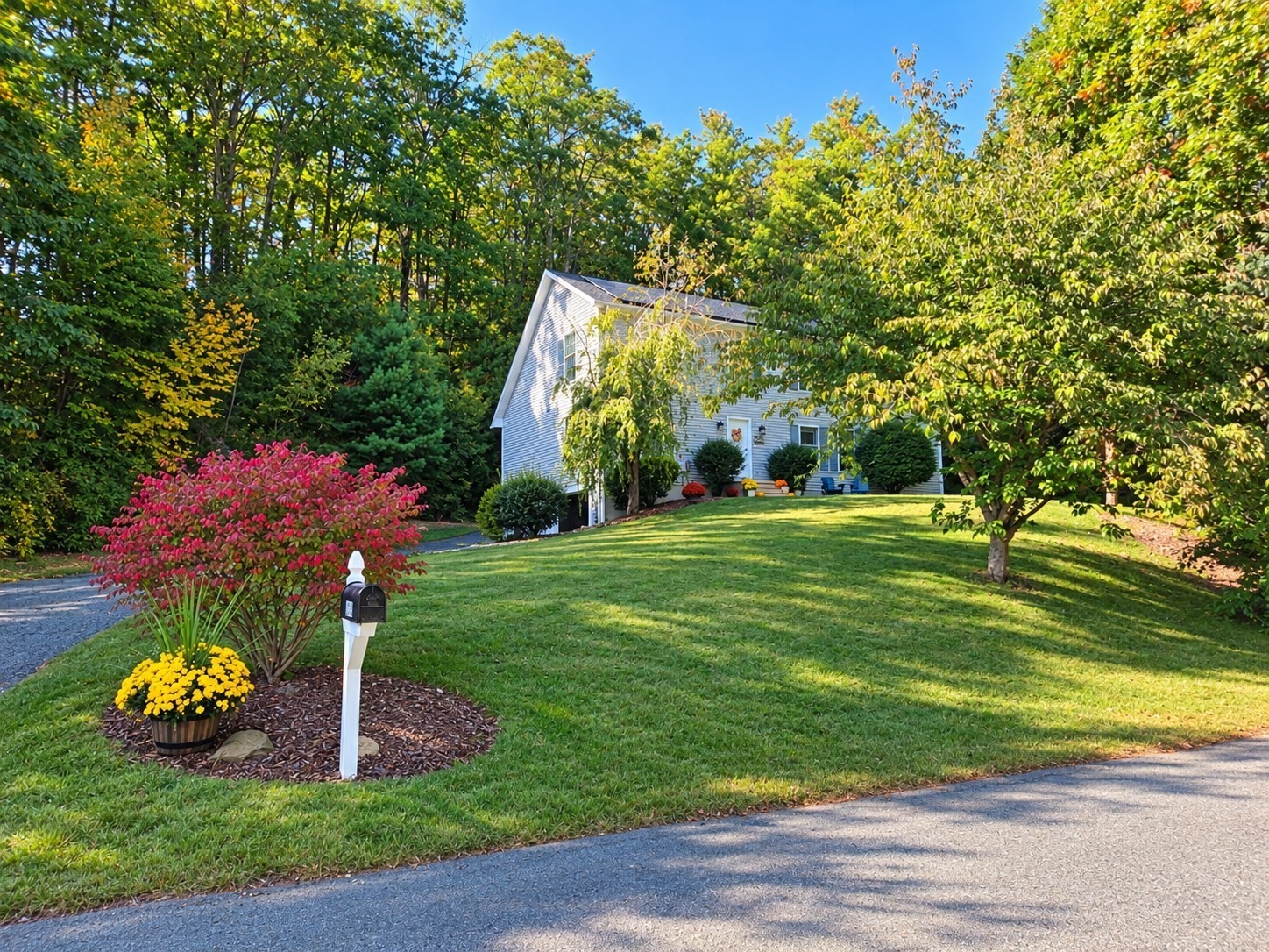 115 Farm Pond Road Property Photo 3
