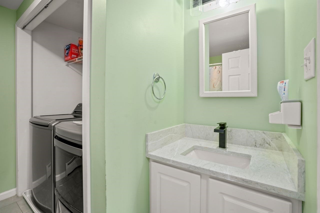 115 Farm Pond Road Property Photo 28