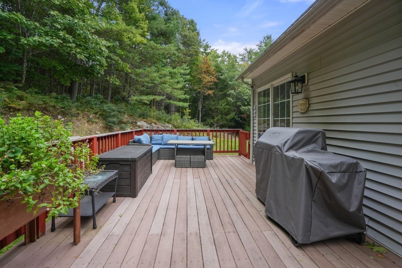 115 Farm Pond Road Property Photo 35