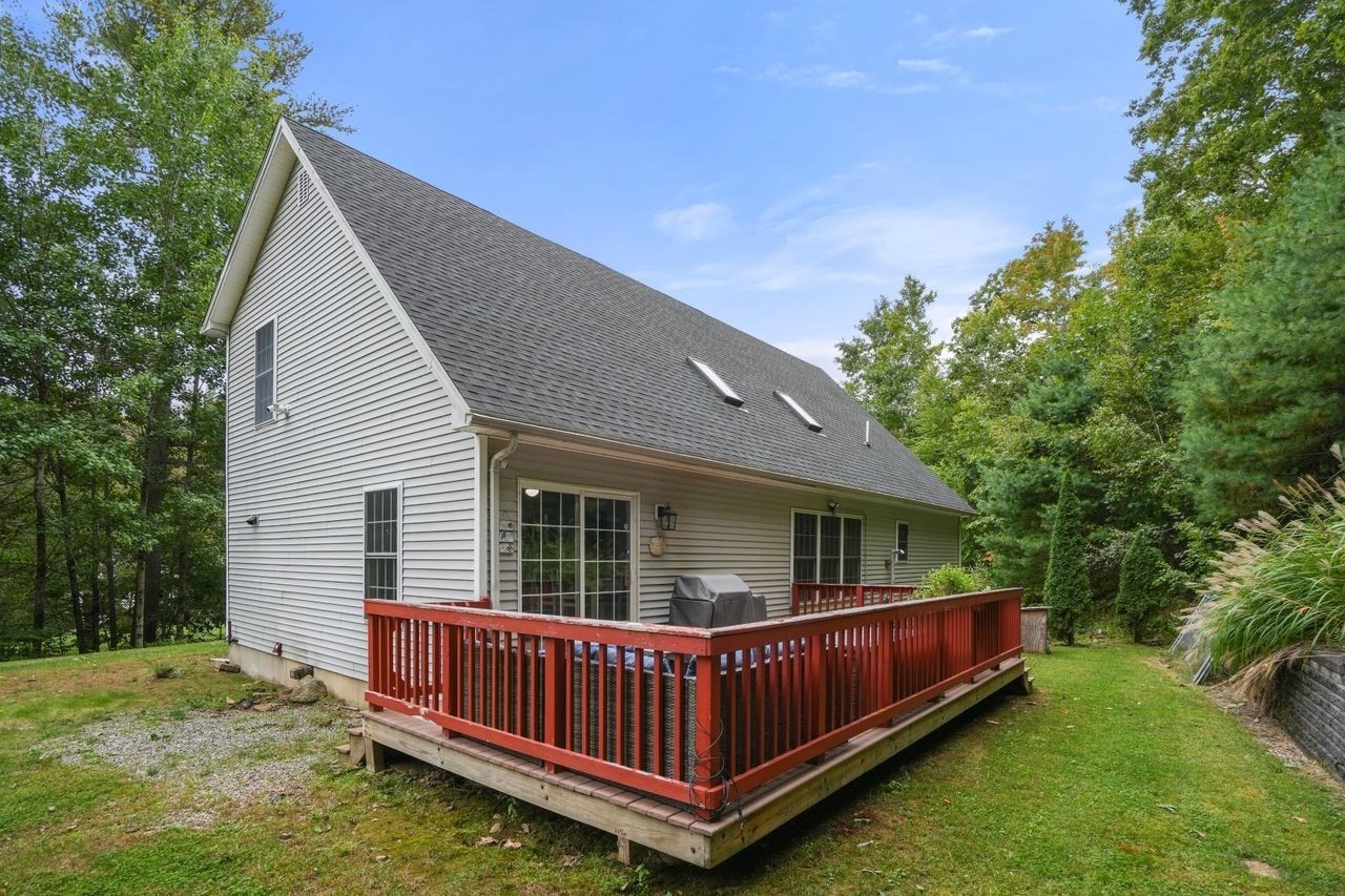 115 Farm Pond Road Property Photo 38