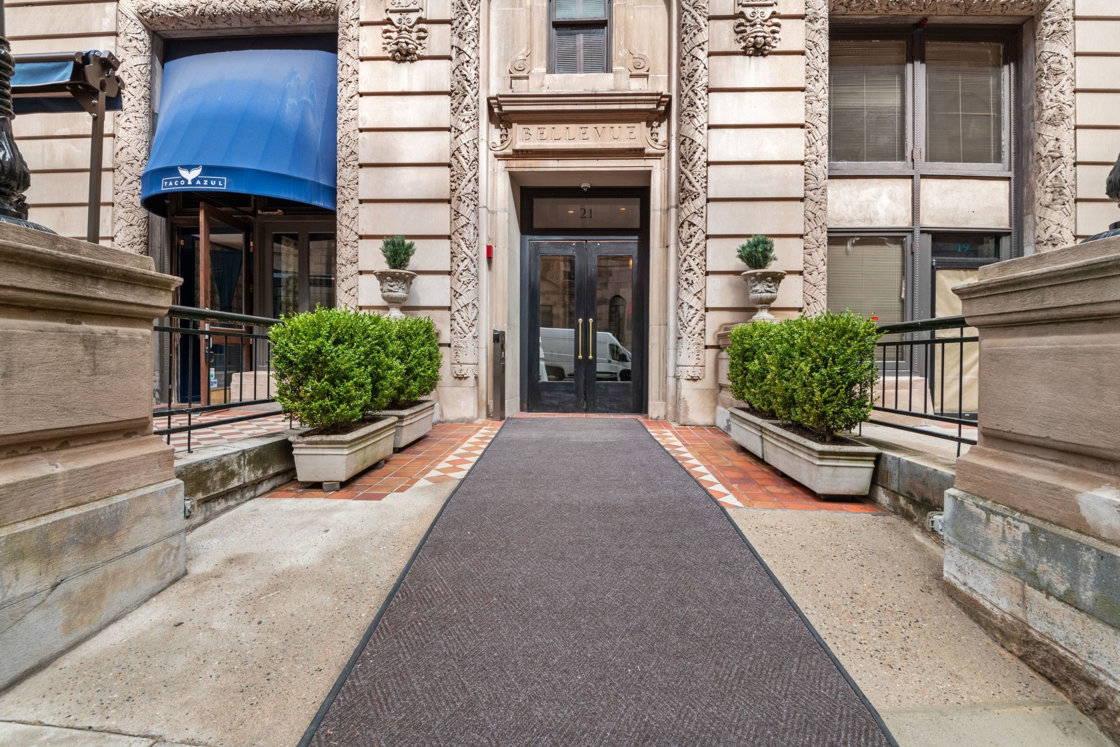 21 Beacon Street # 6B Property Photo 1