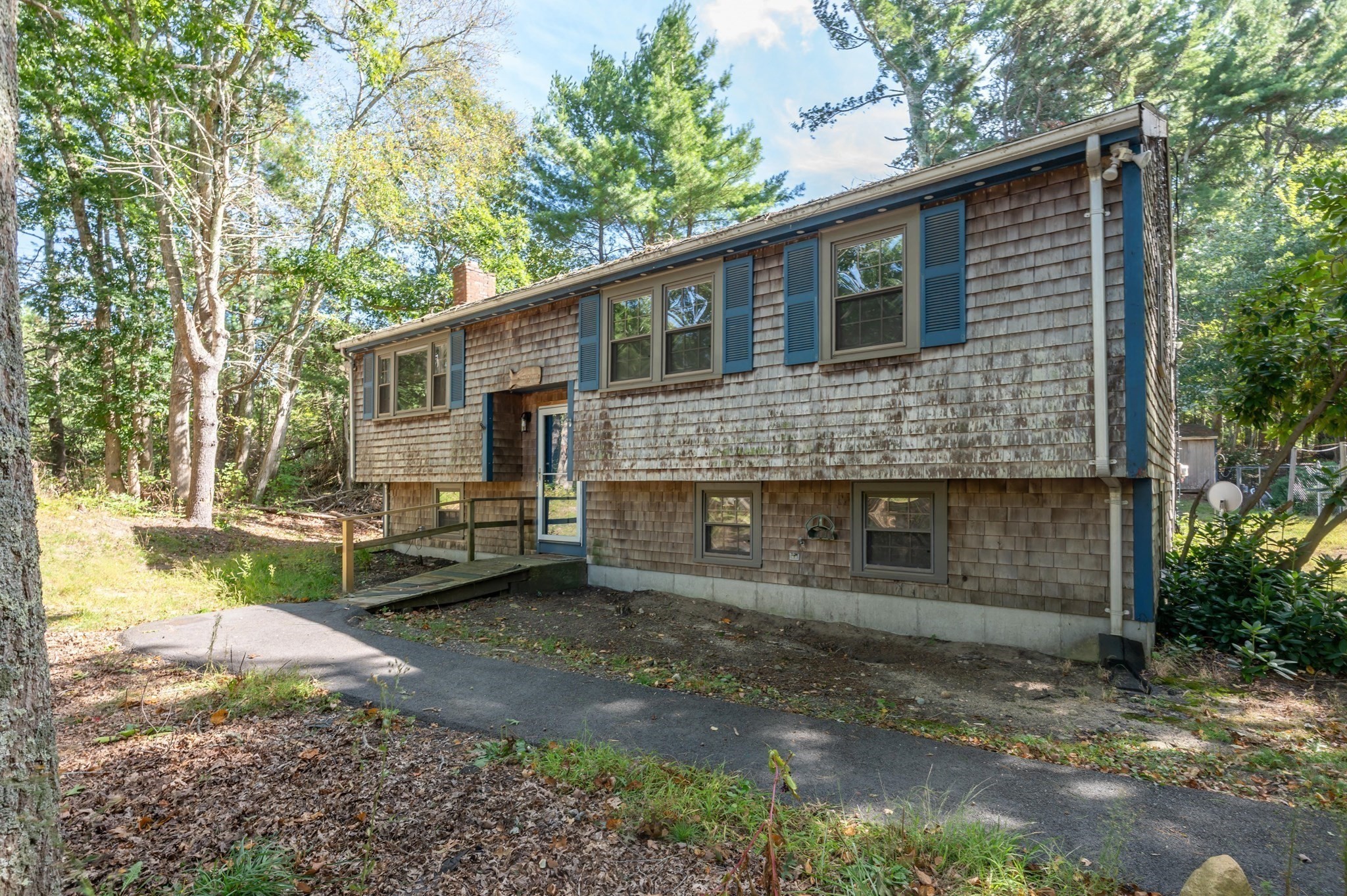 244 Hedges Pond Road Property Photo 2