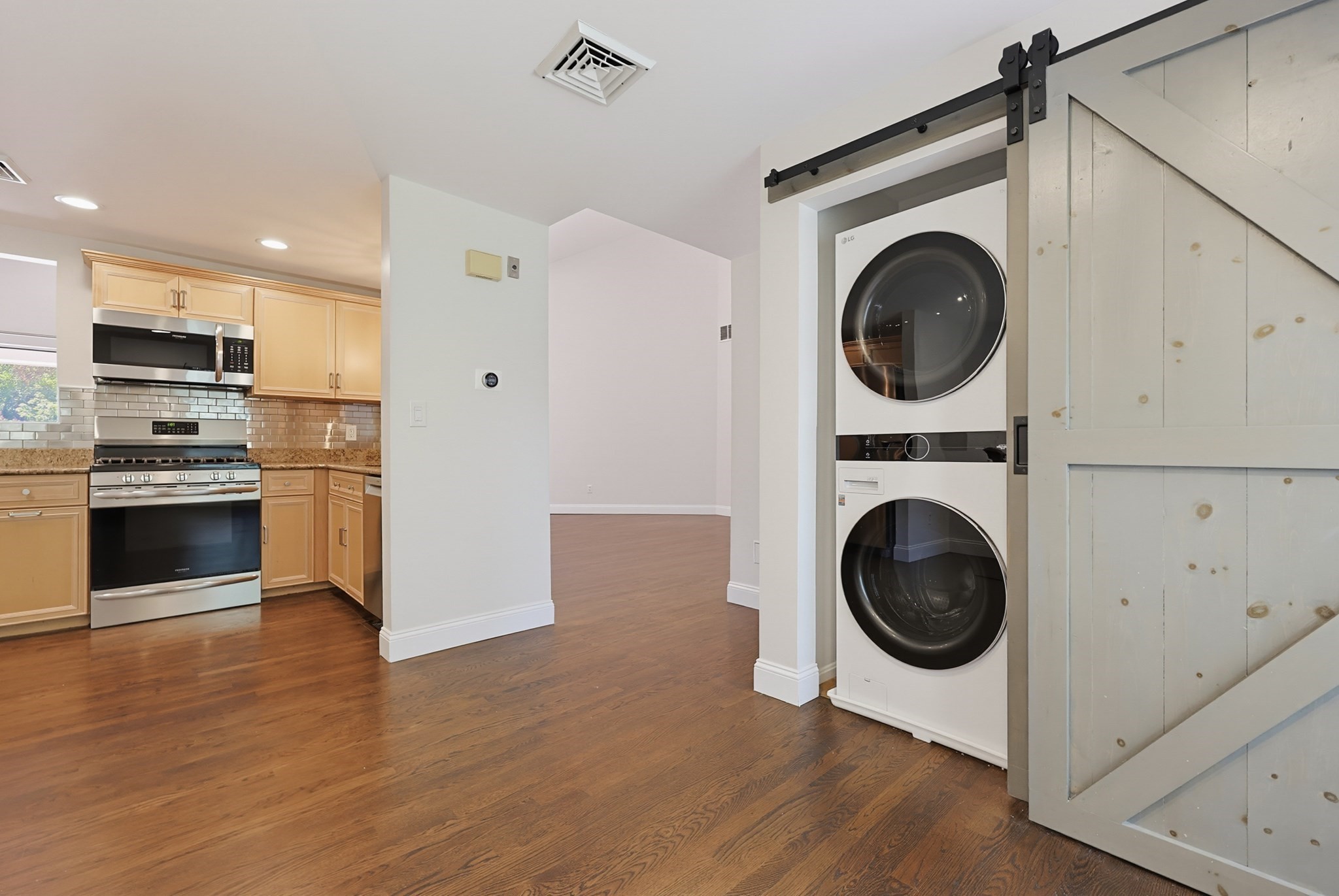 15 First St # A2 Property Photo 7