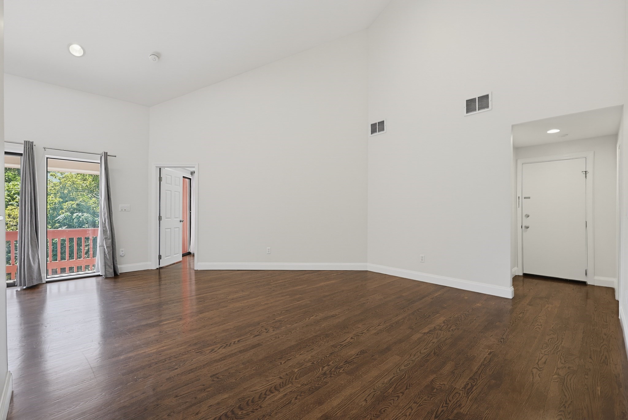 15 First St # A2 Property Photo 18