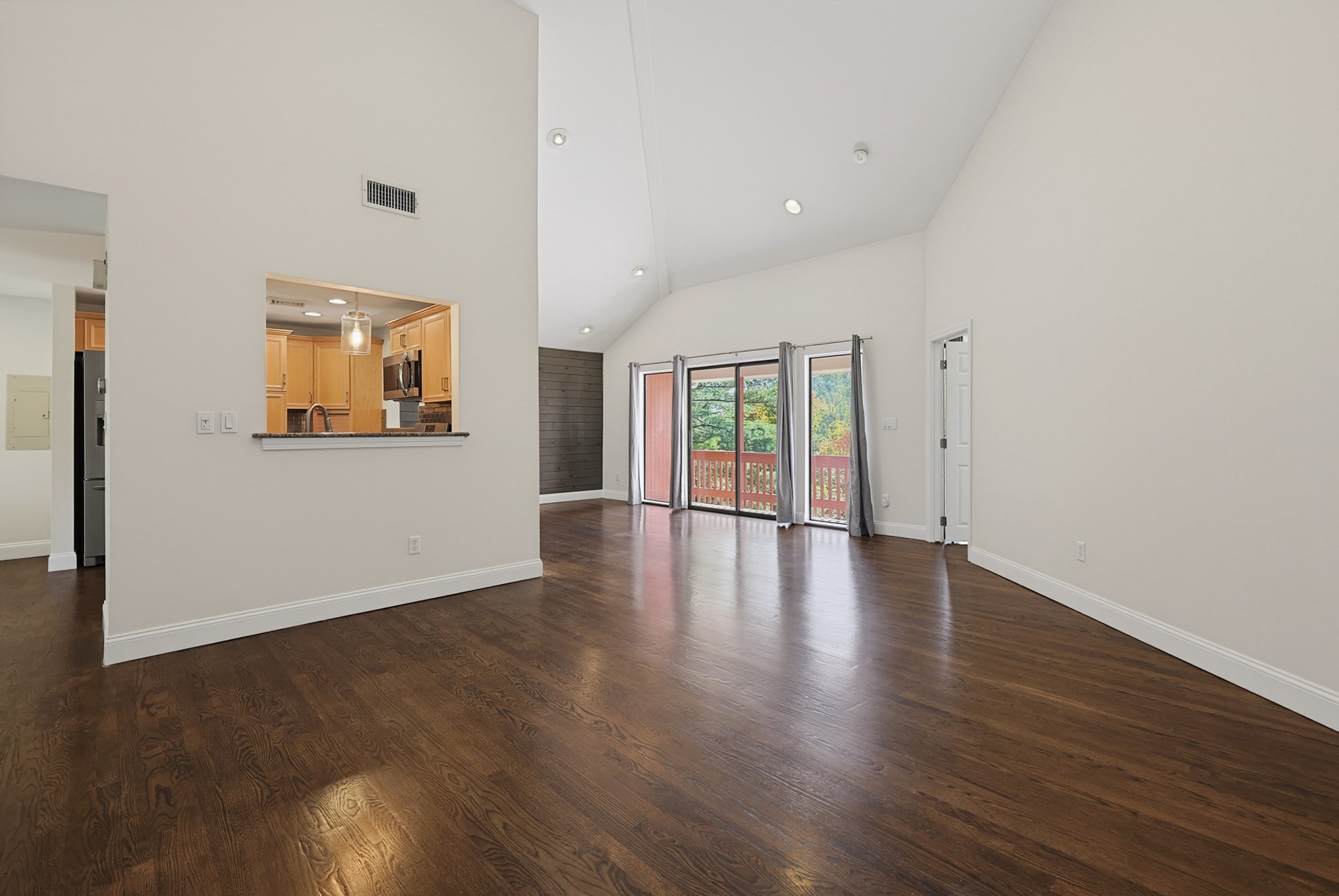 15 First St # A2 Property Photo 19