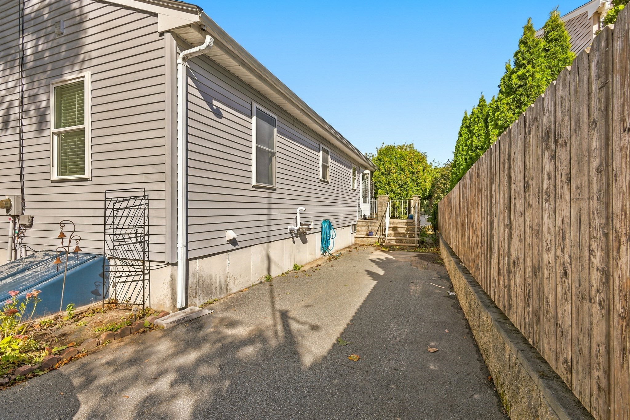 739 County St Property Photo 32