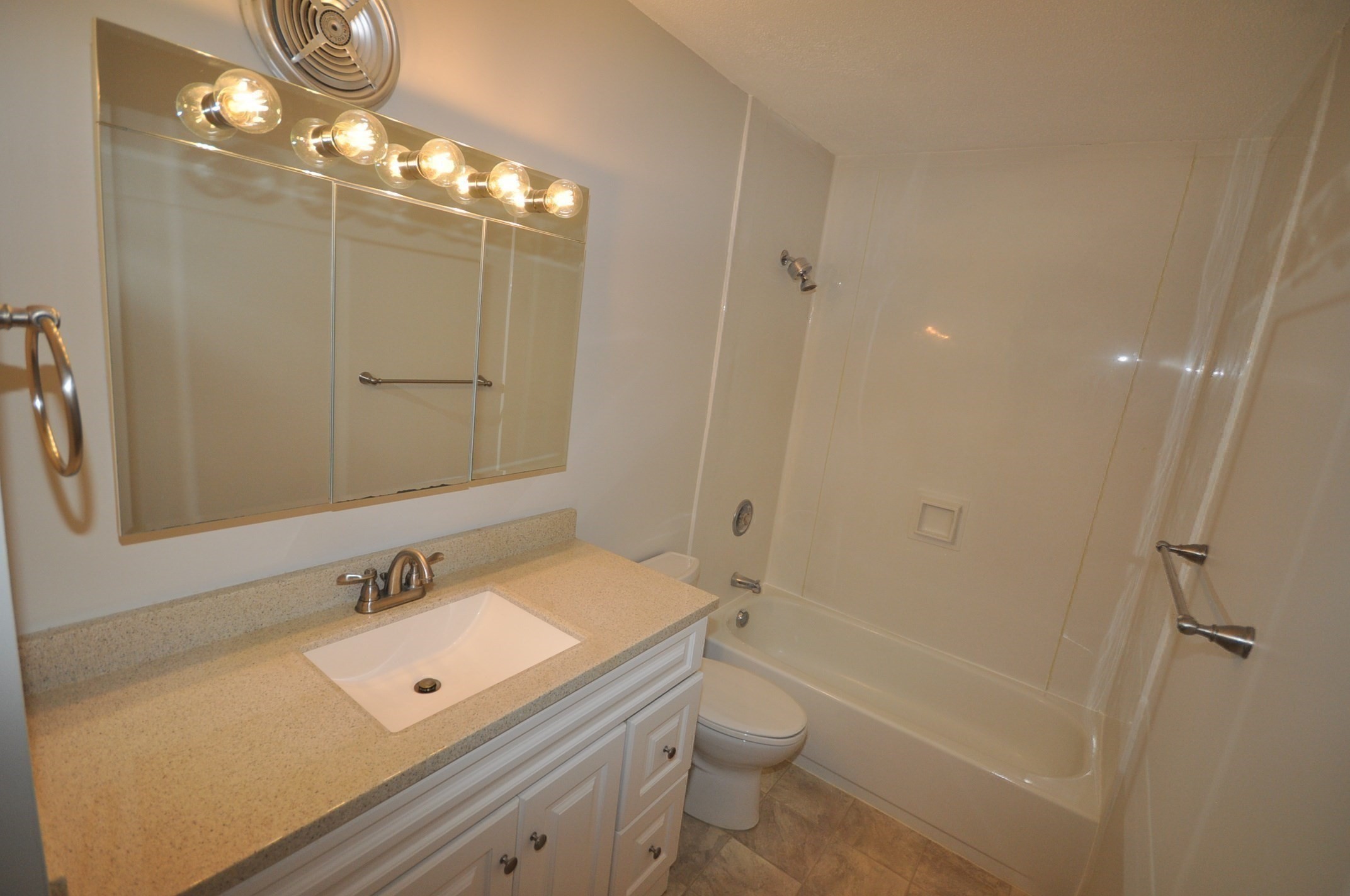 49 Village Brook Lane # 6 Property Photo 12