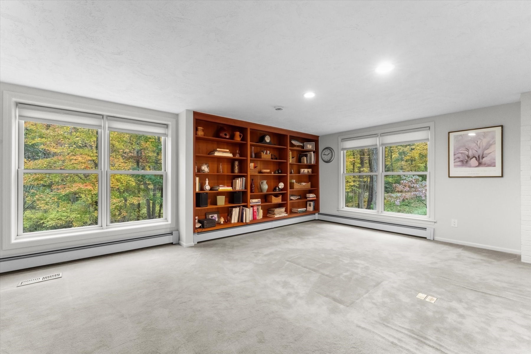 52 W Elm St Property Photo 13