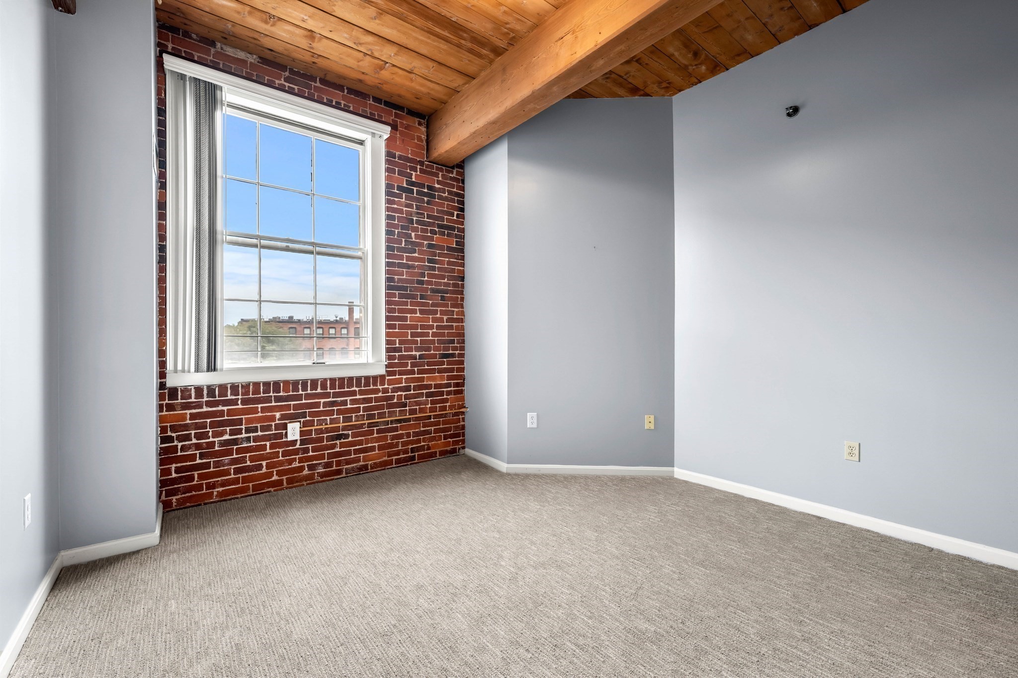 21 Wingate # 402 Property Photo 23