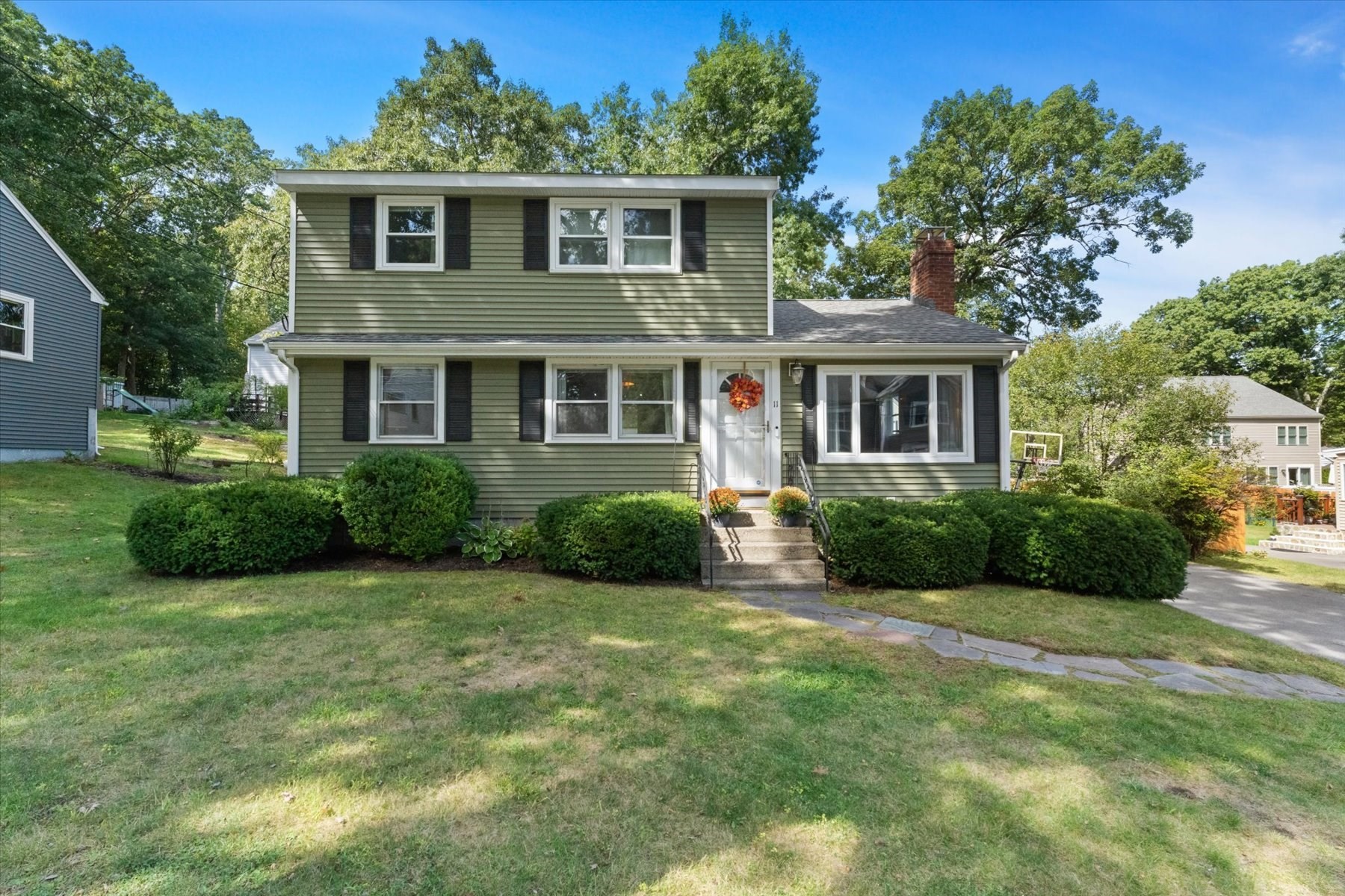 11 Lookout Avenue Property Photo 2