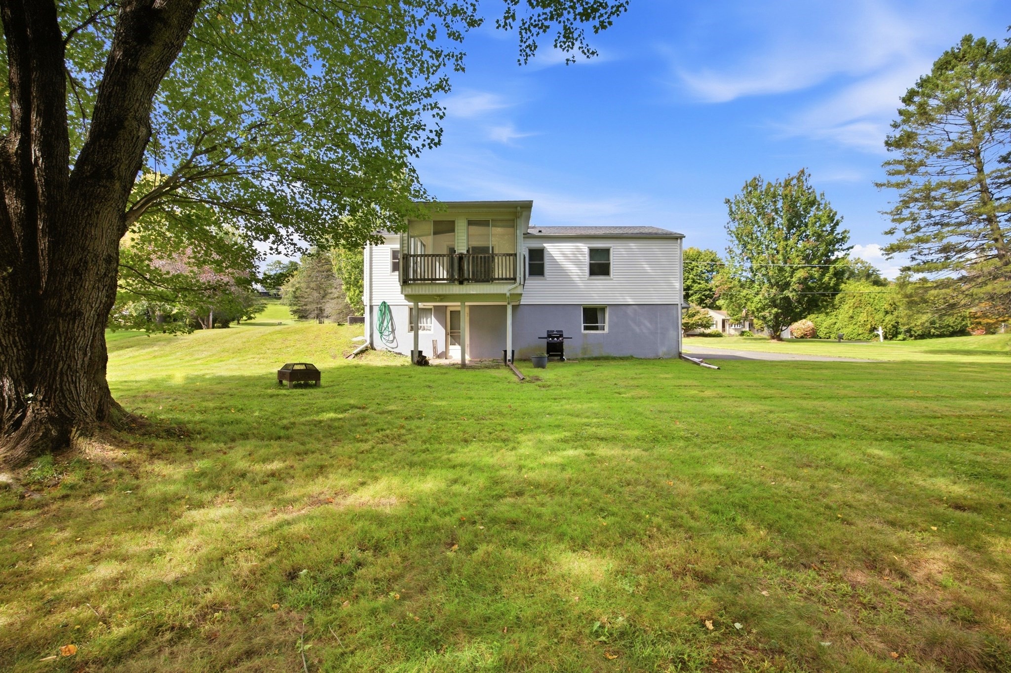 15 Edison Dr Property Photo 37