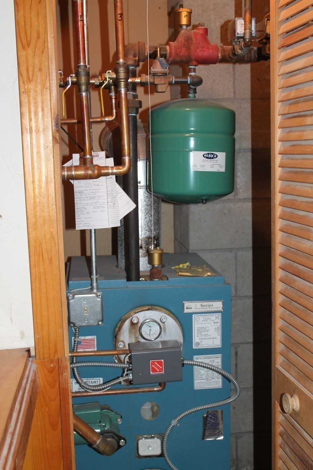 402 Twin Lakes Dr # 402 Property Photo 28