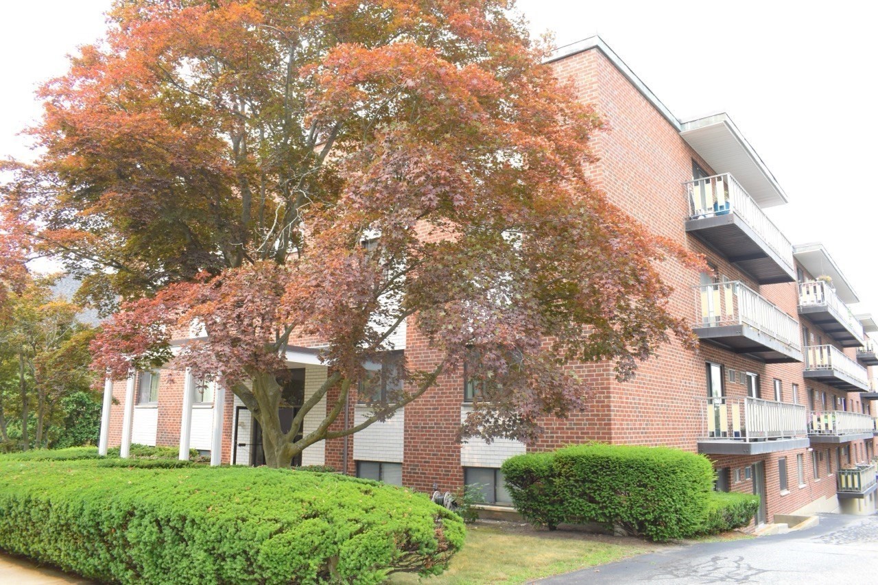 100 Grandview Avenue # 10c Property Photo 1
