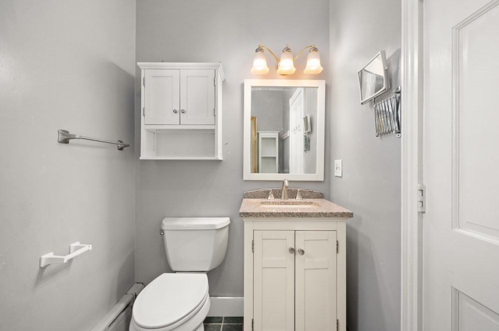 15 Perry St. Property Photo 26