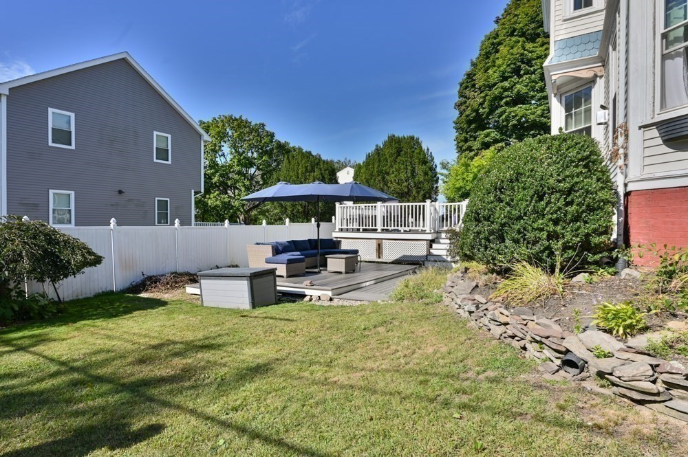 15 Perry St. Property Photo 38