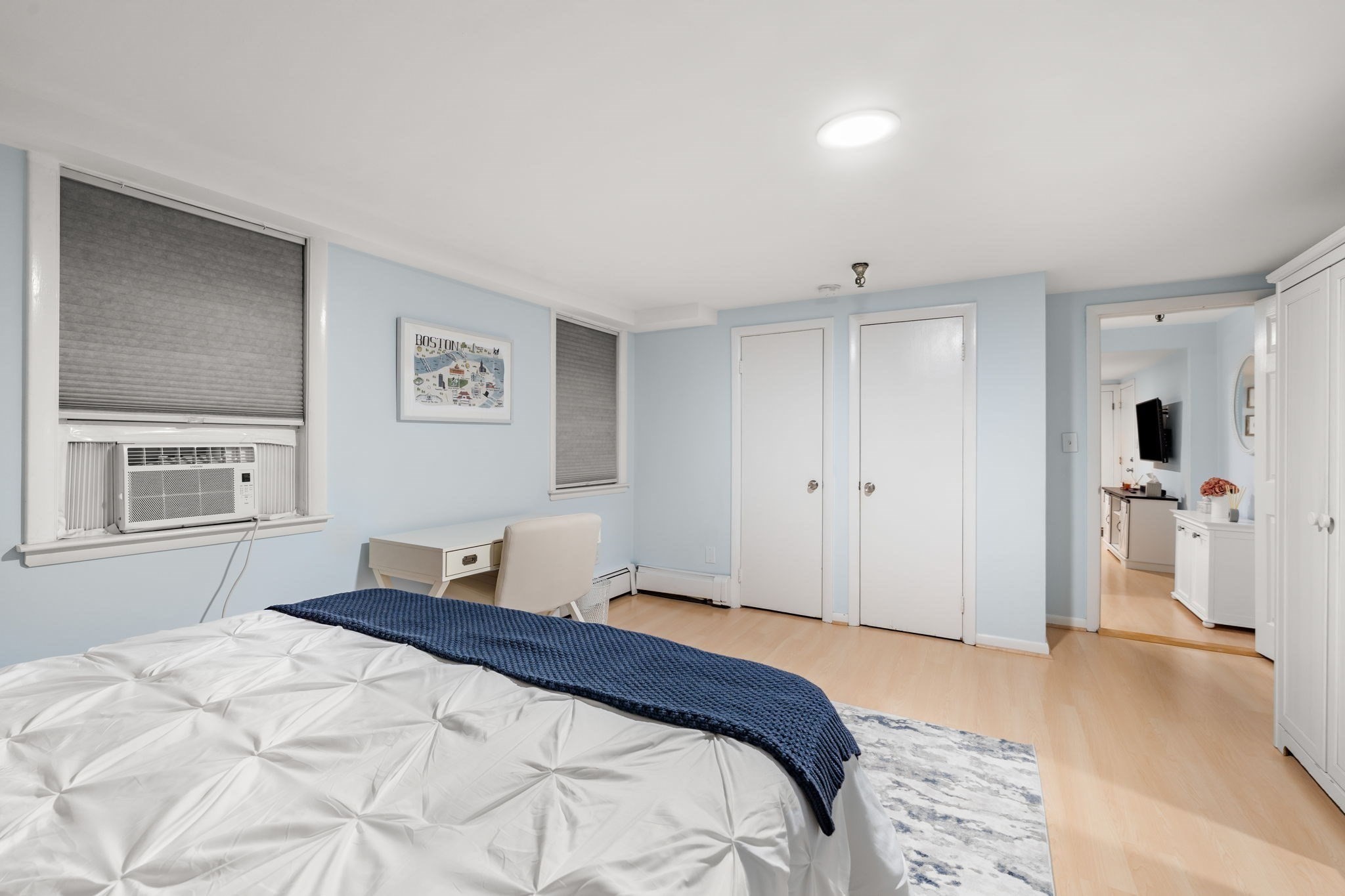 259 Beacon St # 4 Property Photo 10