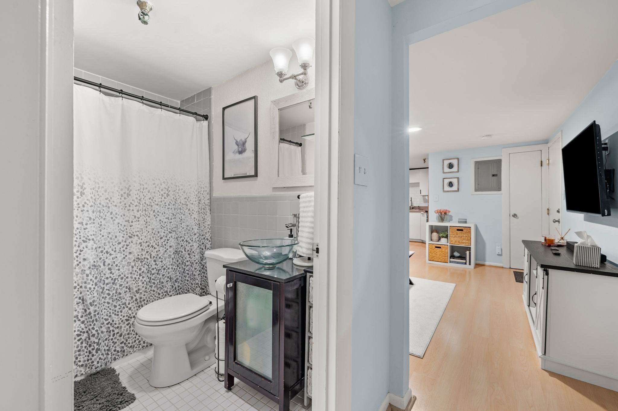259 Beacon St # 4 Property Photo 12