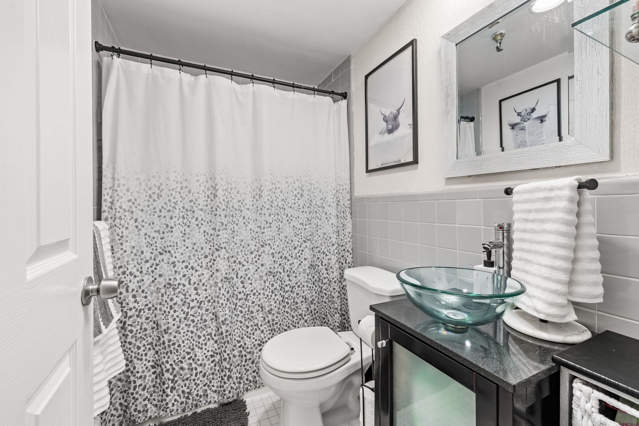 259 Beacon St # 4 Property Photo 18