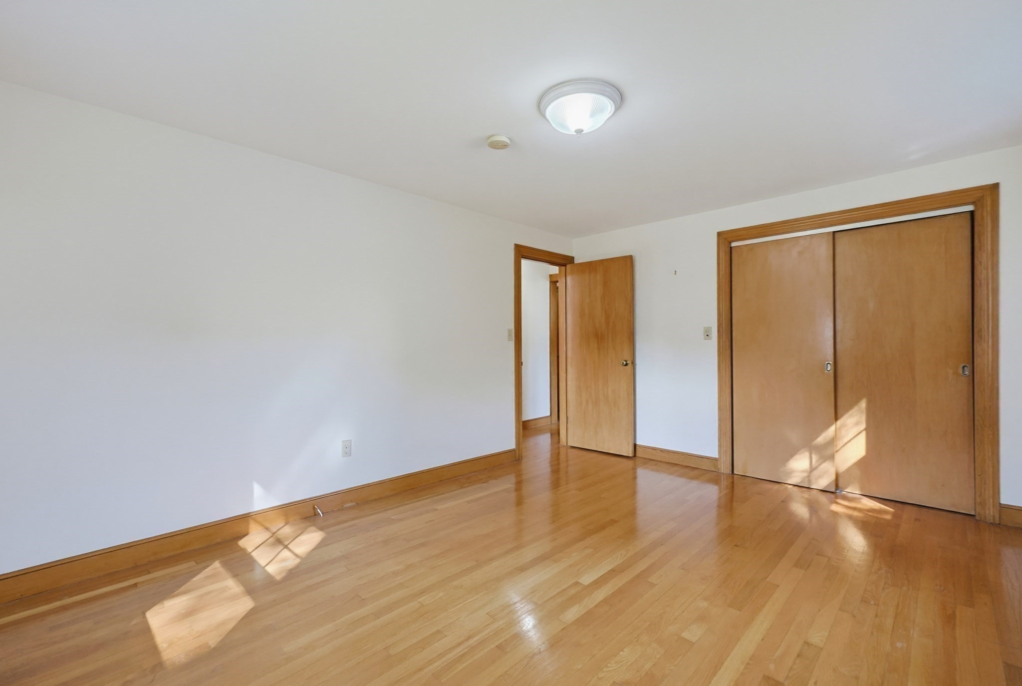 71 Parker Ave Property Photo 27