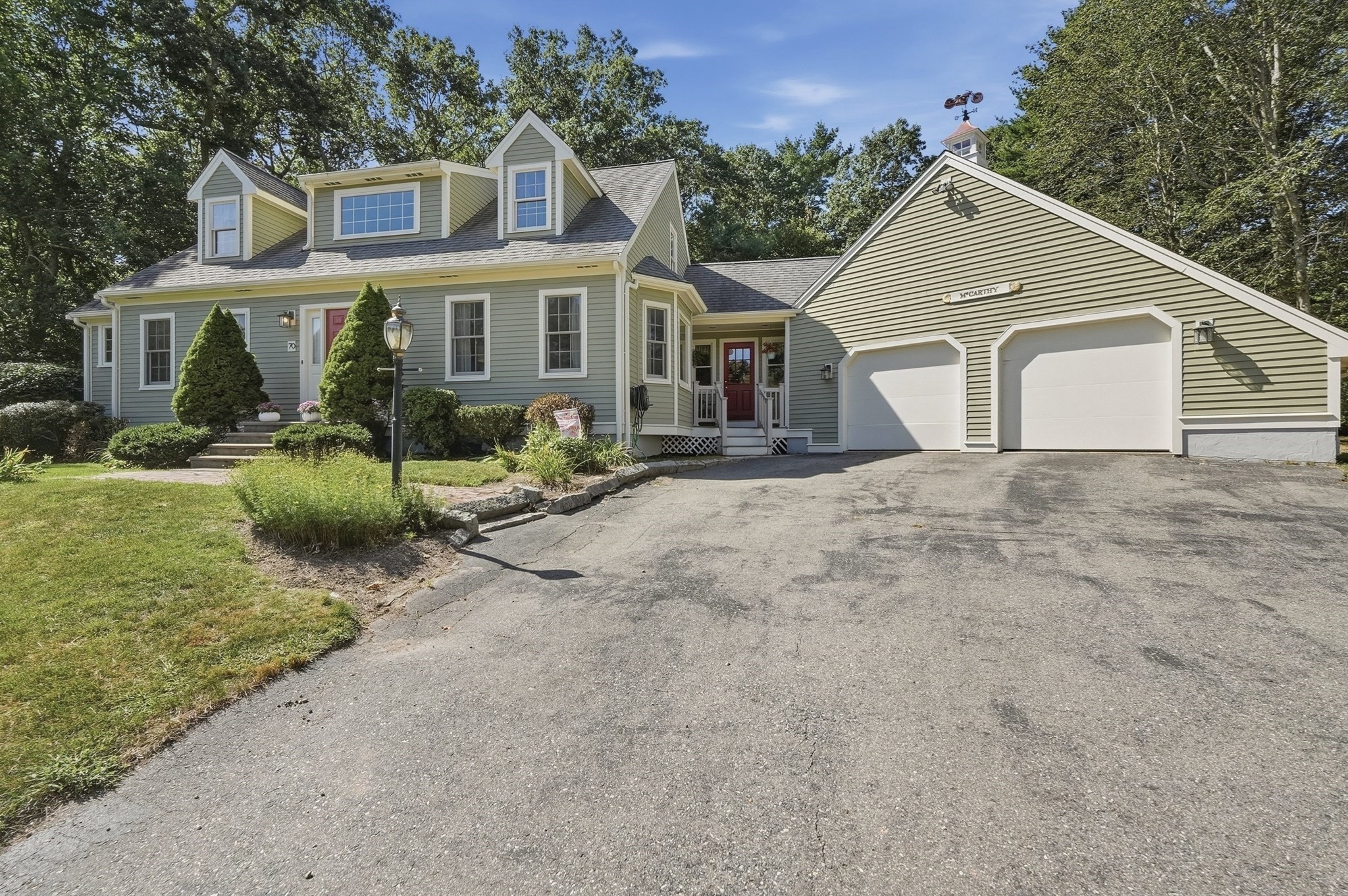 70 Birchbark Dr