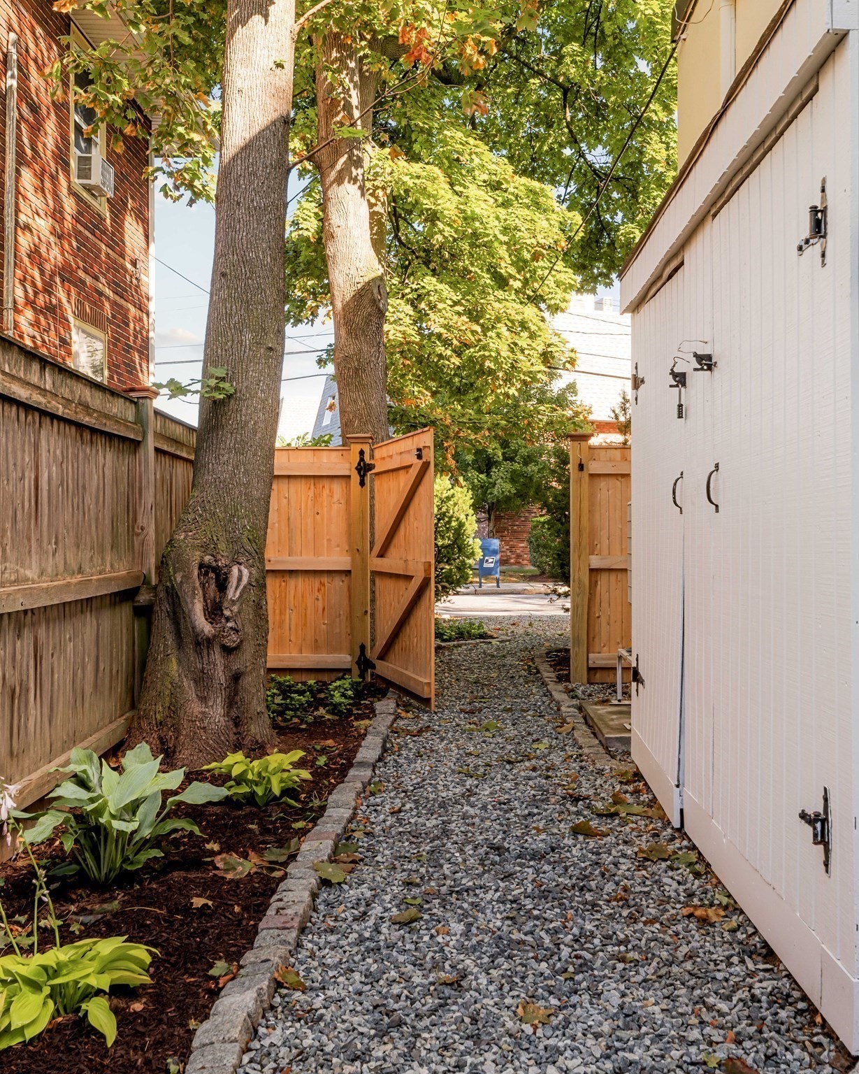 254 Garden Street Property Photo 23