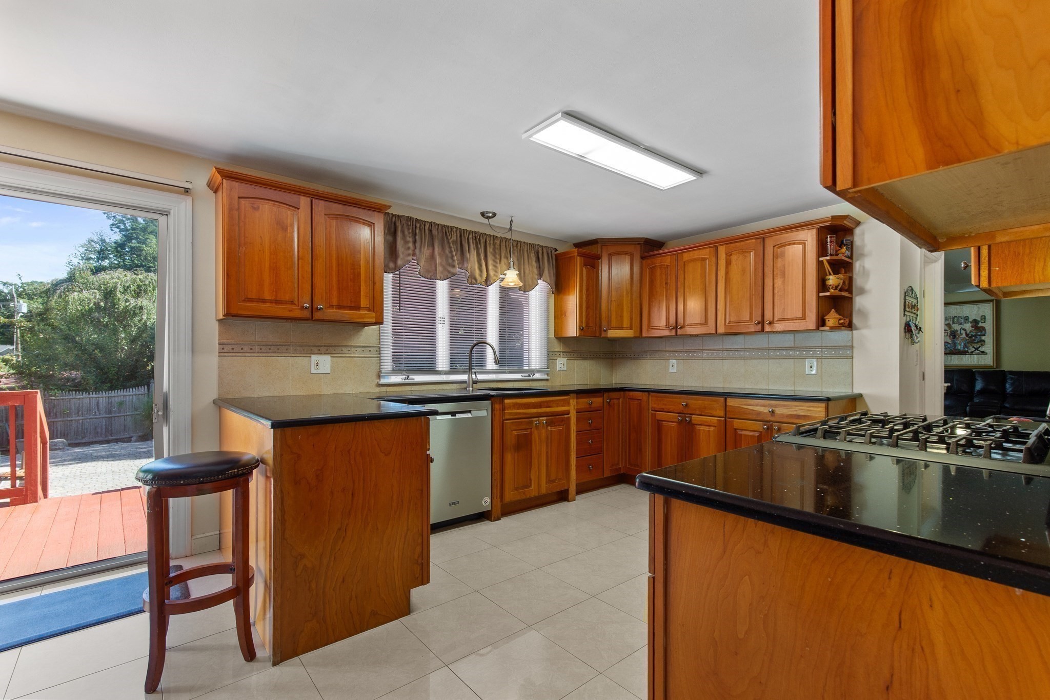 159 Braemoor Rd Property Photo 3
