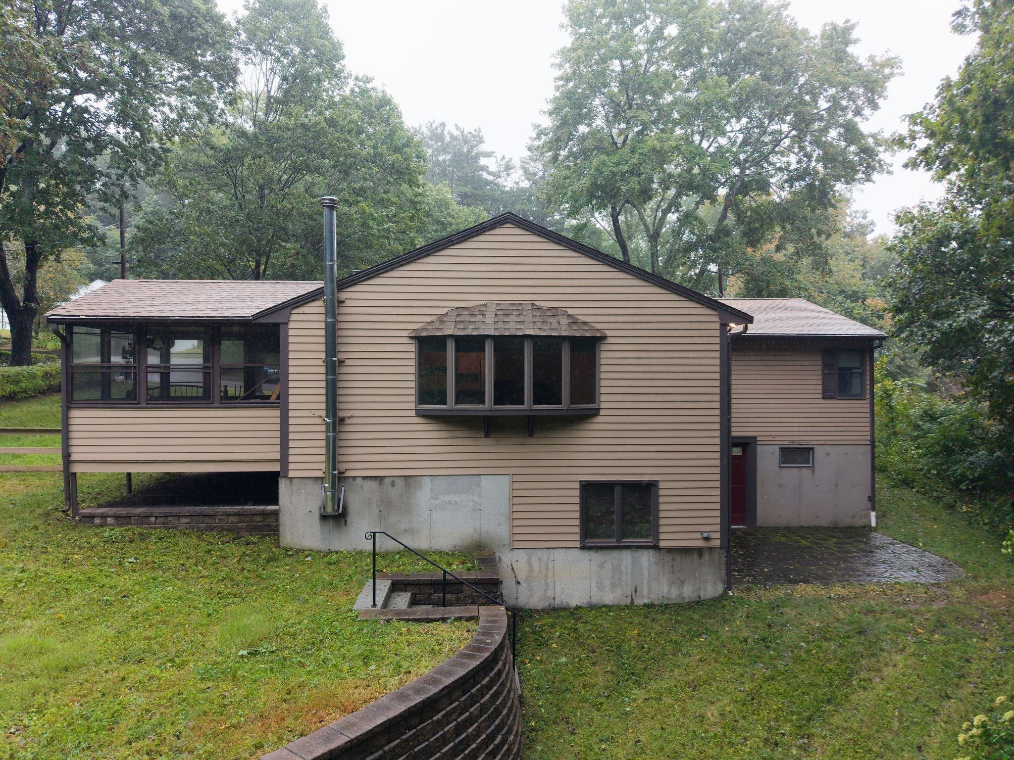 39 Curley Drive Property Photo 4
