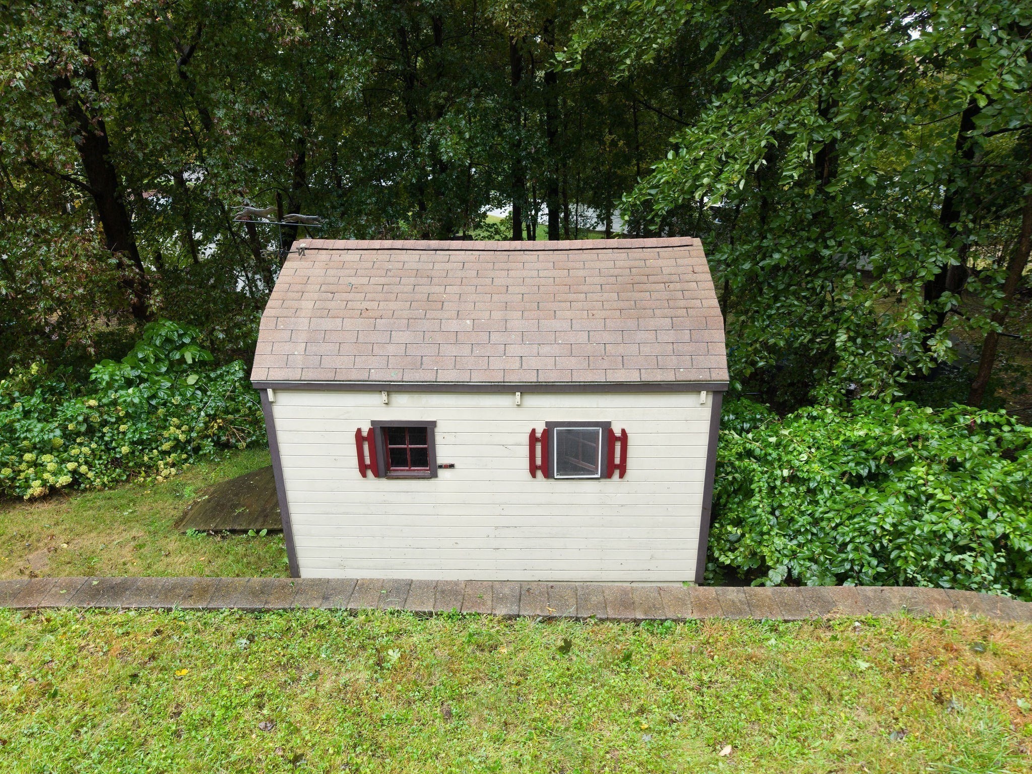 39 Curley Drive Property Photo 7