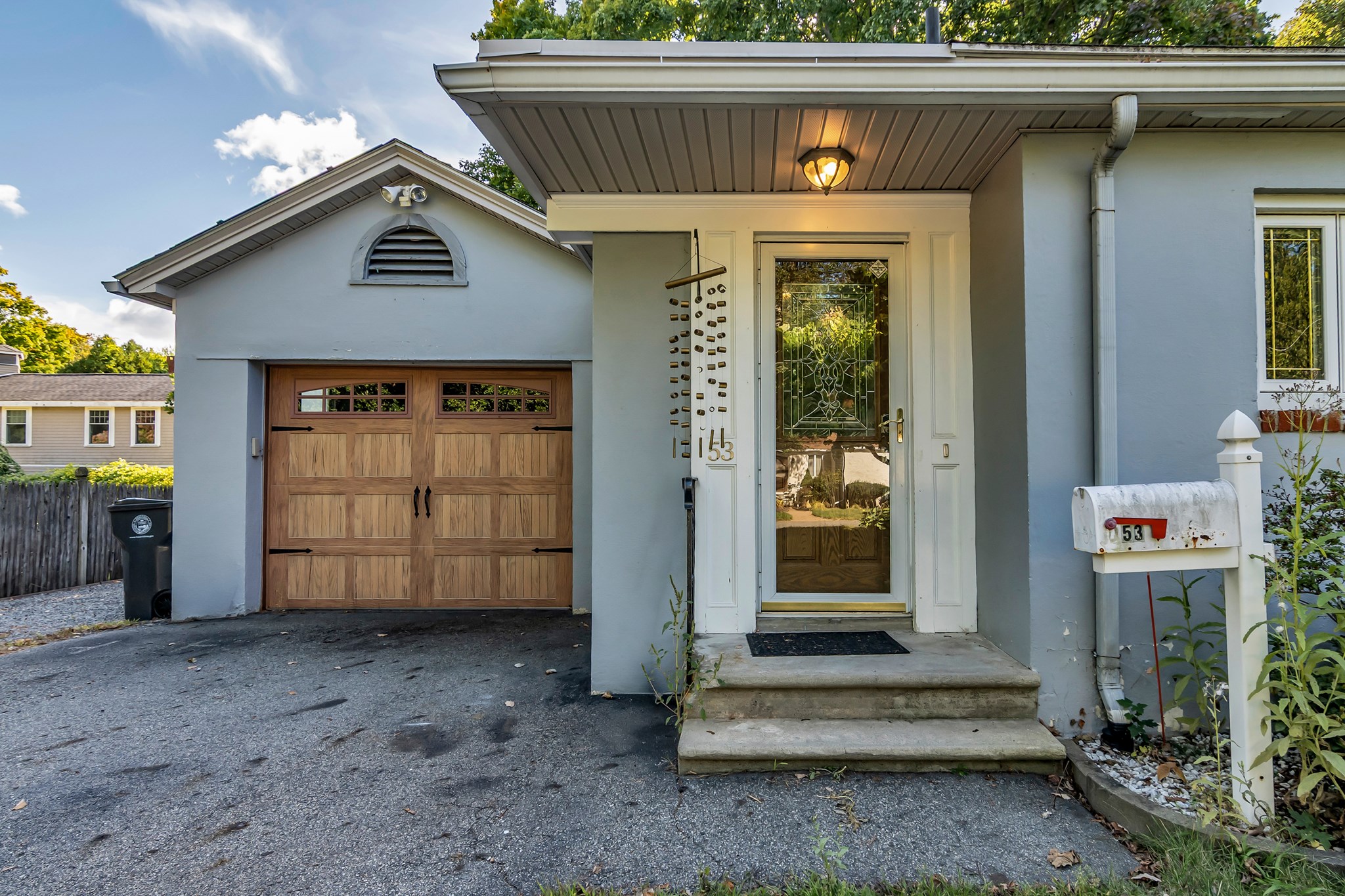 53 Westminster Ave Property Photo 2
