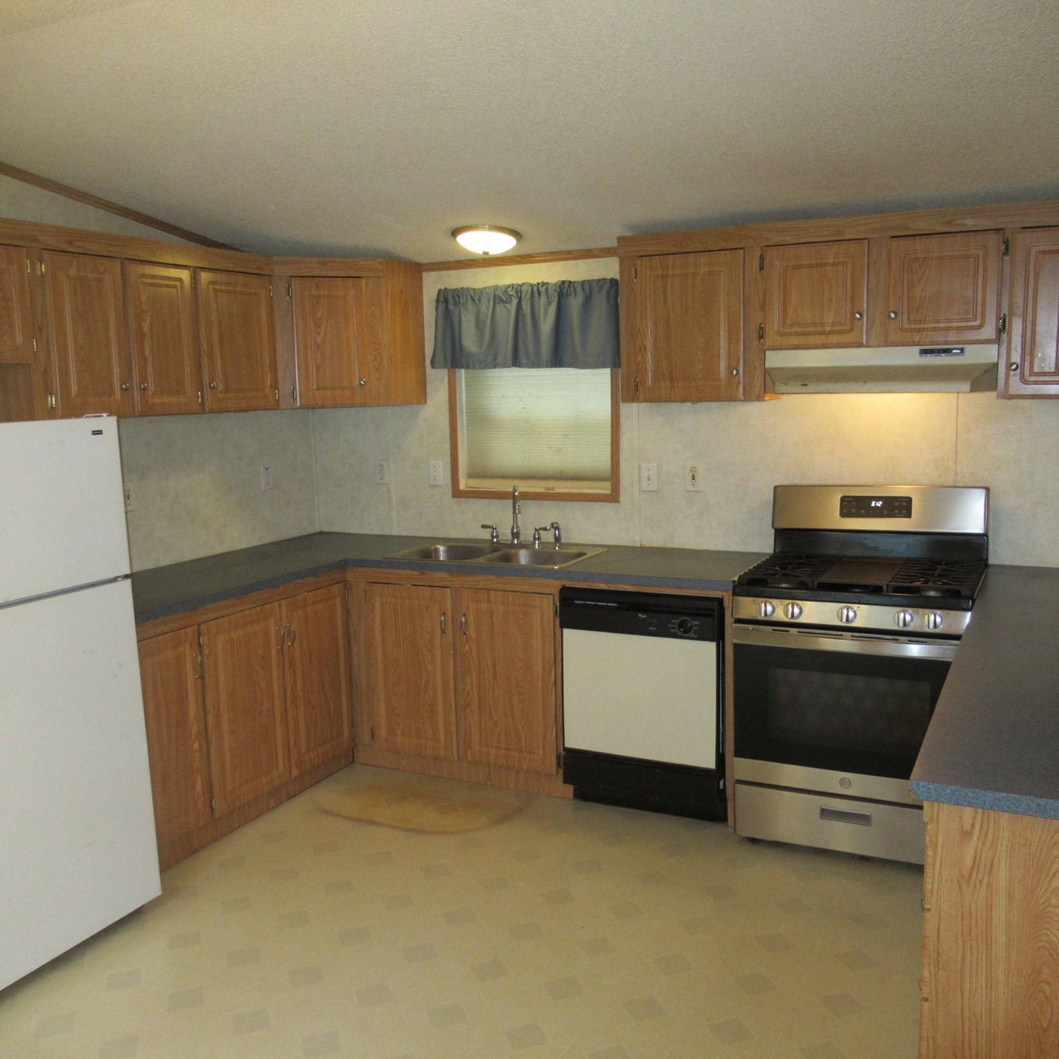 37 Mobile Ave # 37 Property Photo 7