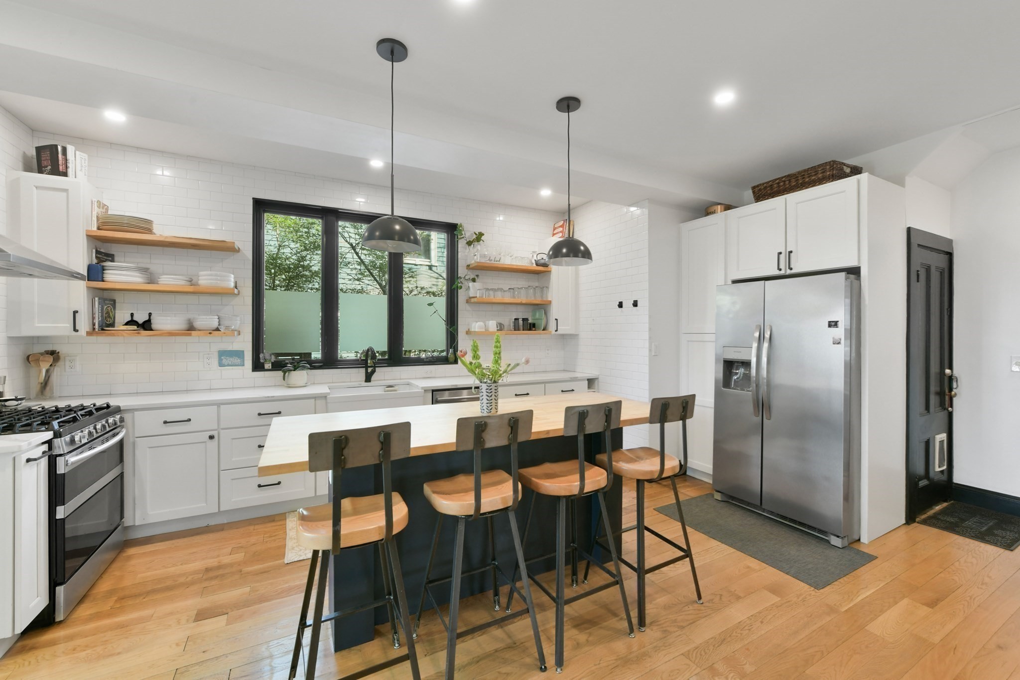 42 Atherton St Property Photo 4