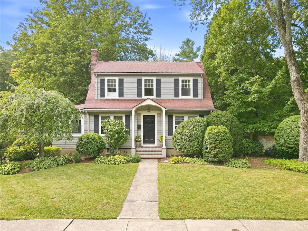 103 Lewis Ave Property Photo 1