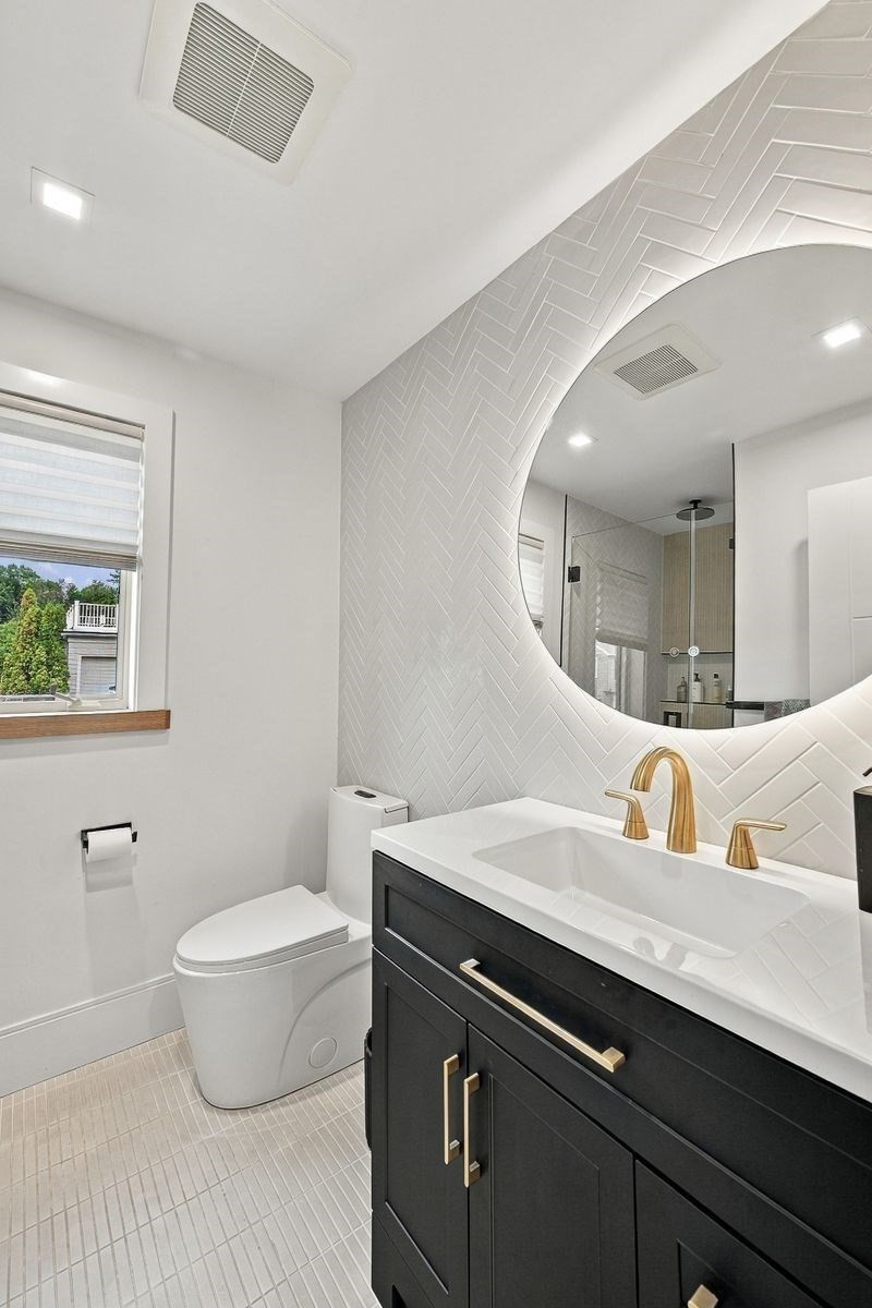 8 Dennison Ave Property Photo 21