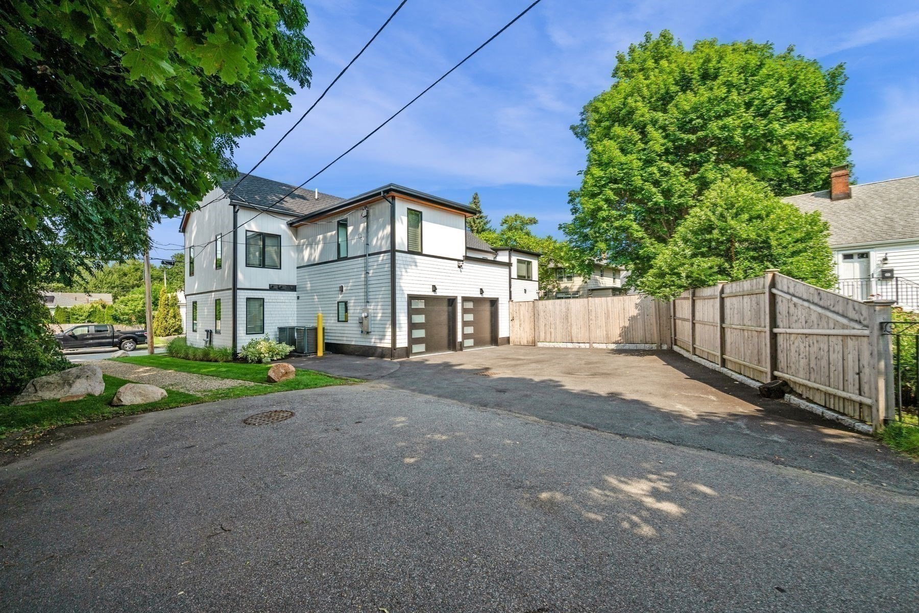 8 Dennison Ave Property Photo 36