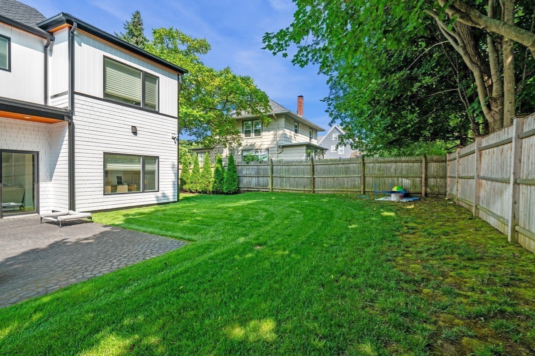 8 Dennison Ave Property Photo 37