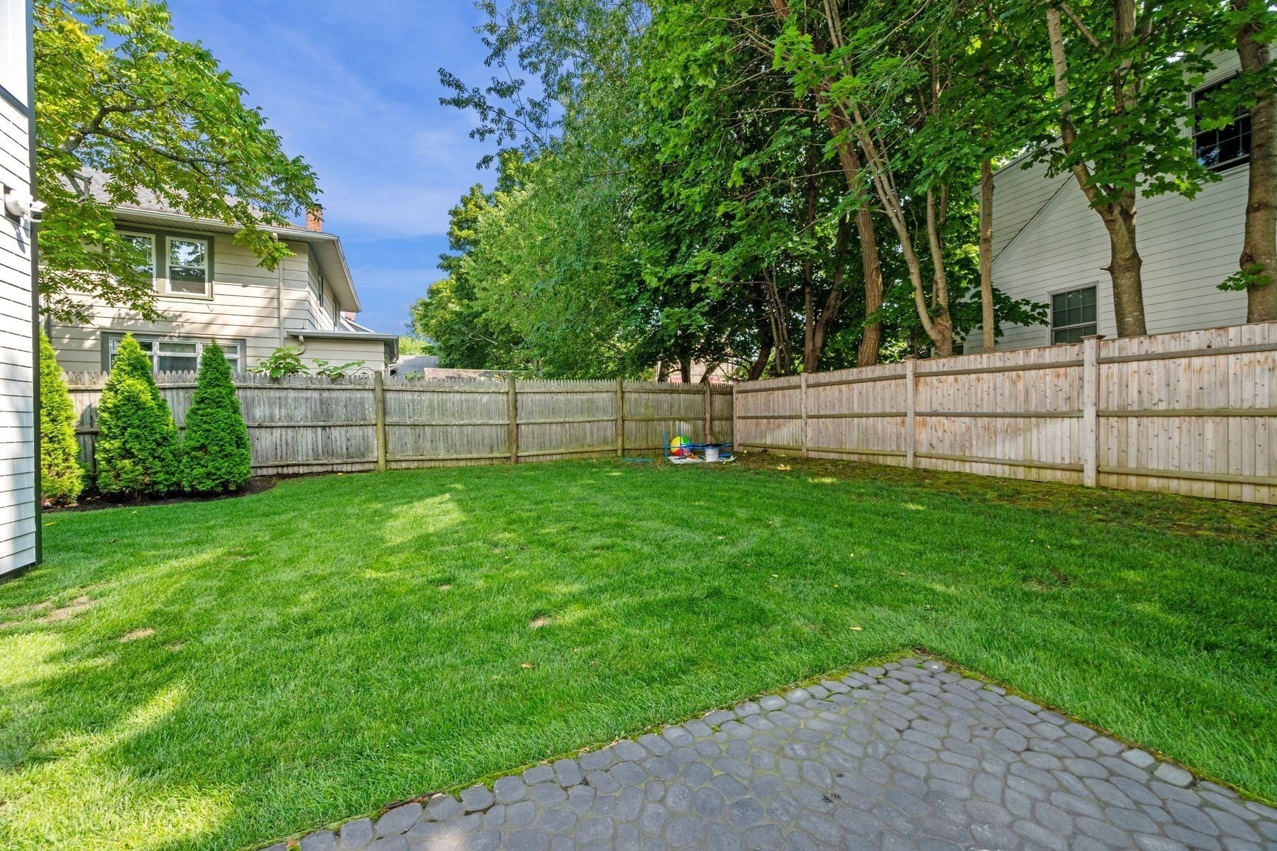 8 Dennison Ave Property Photo 38
