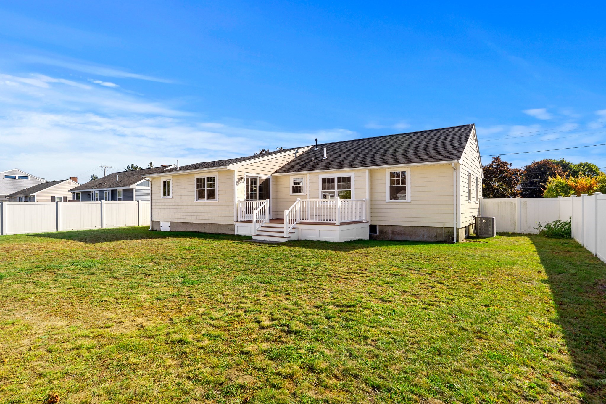 36 Macarthur Blvd Property Photo 8