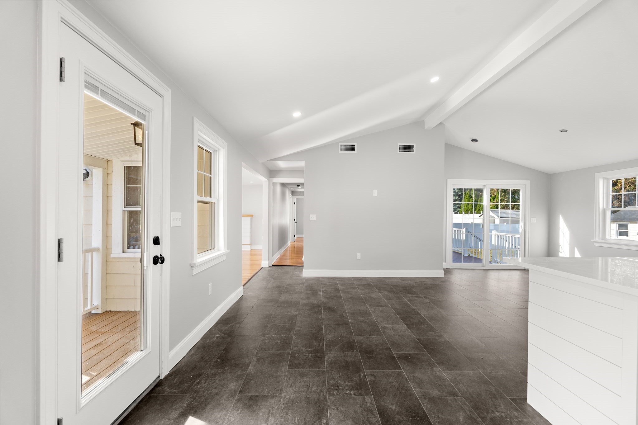 36 Macarthur Blvd Property Photo 20