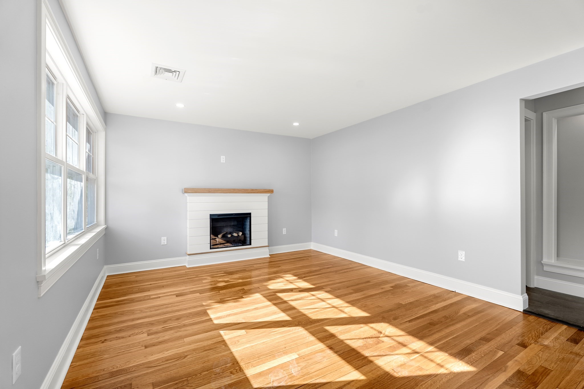 36 Macarthur Blvd Property Photo 25