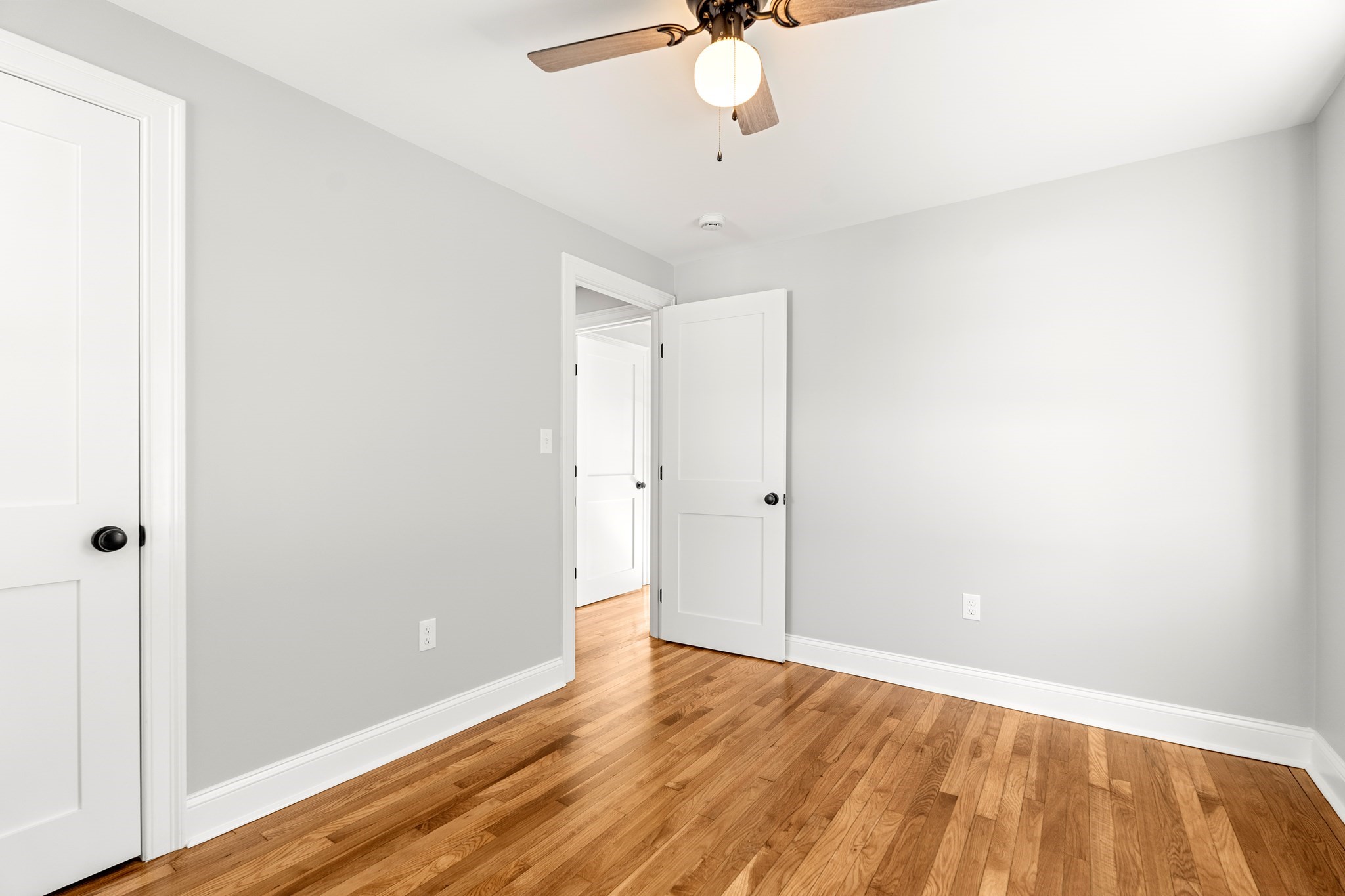 36 Macarthur Blvd Property Photo 38
