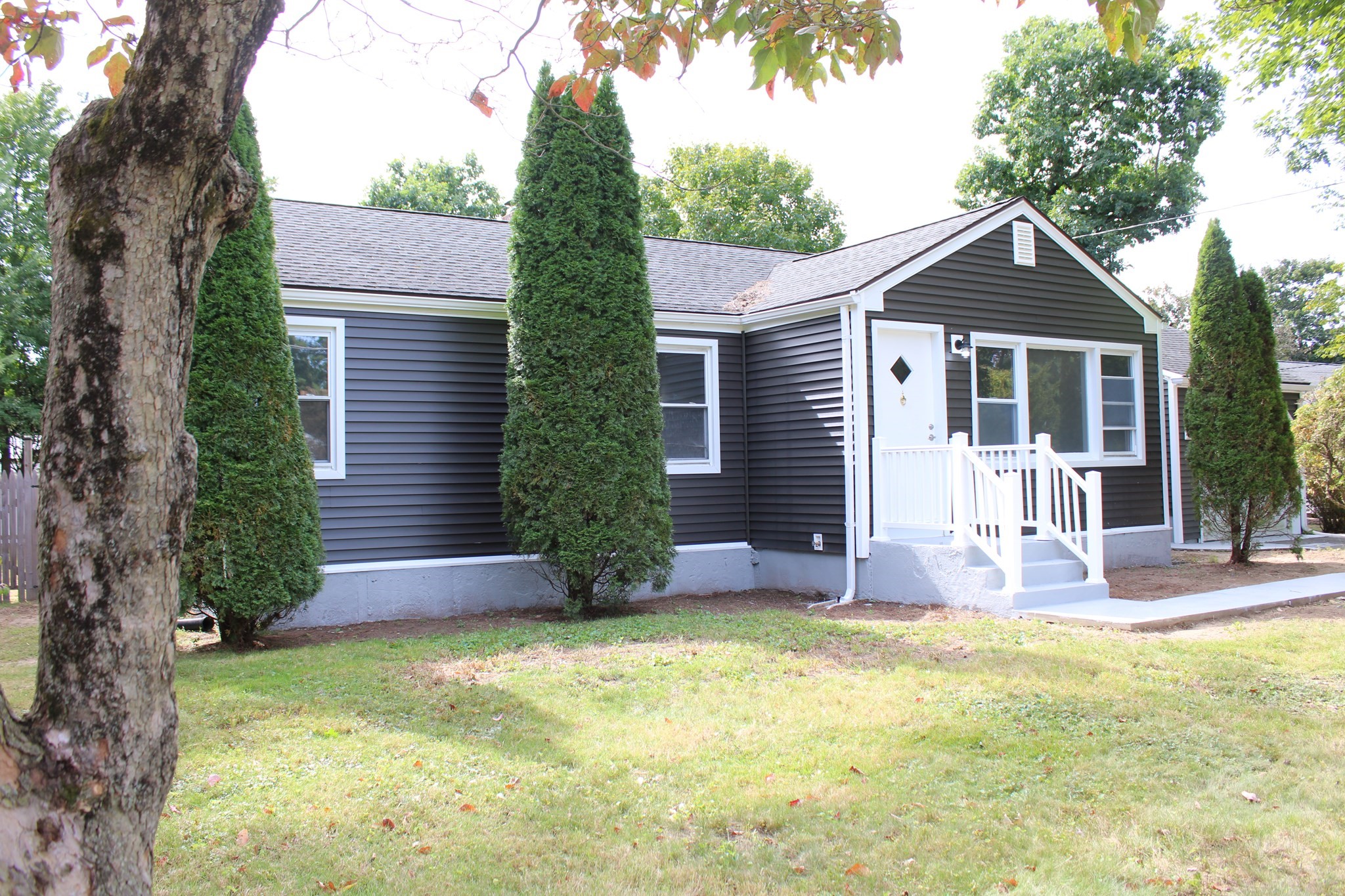 158 Woodcrest Rd Property Photo 2