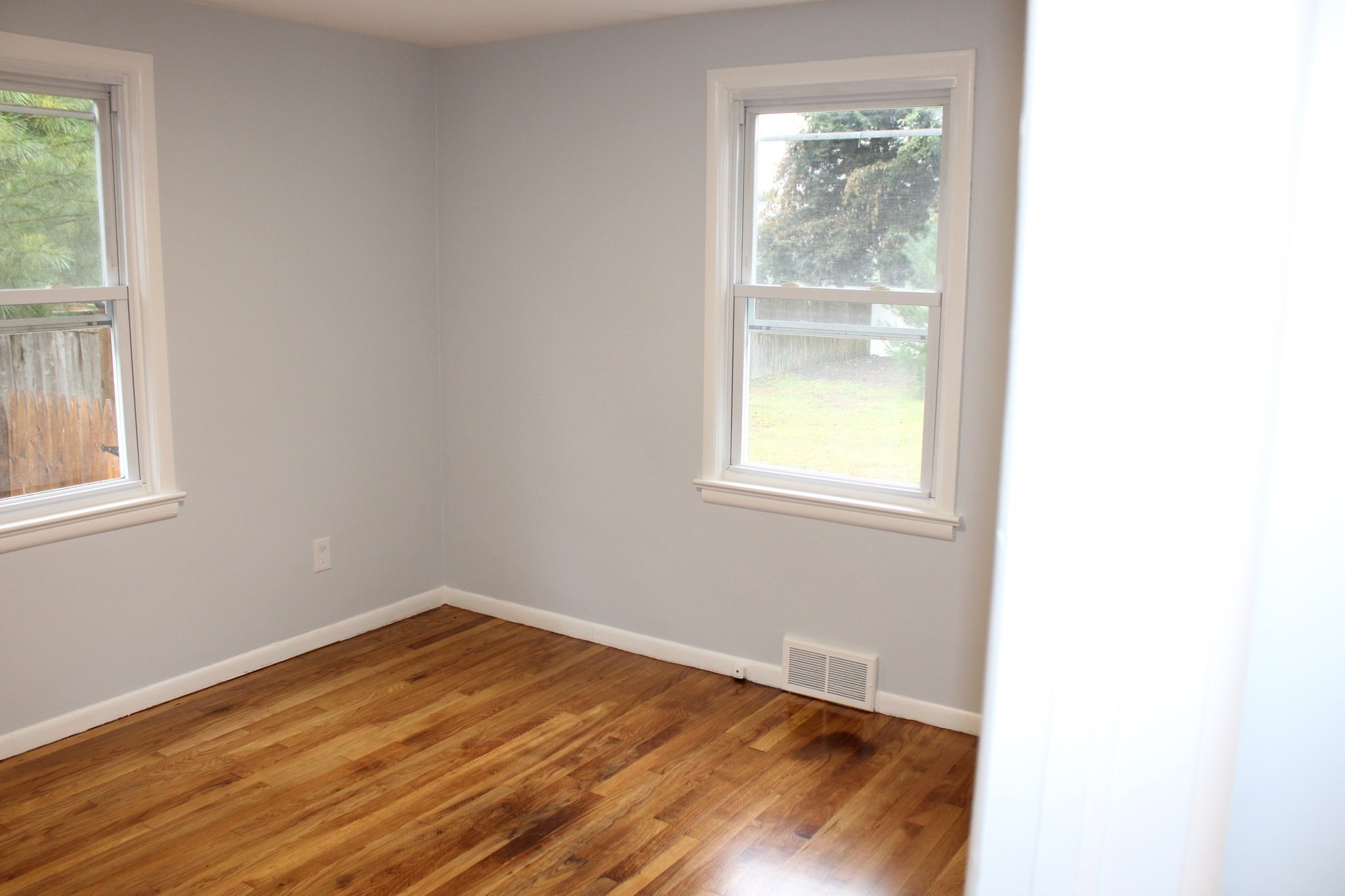 158 Woodcrest Rd Property Photo 10