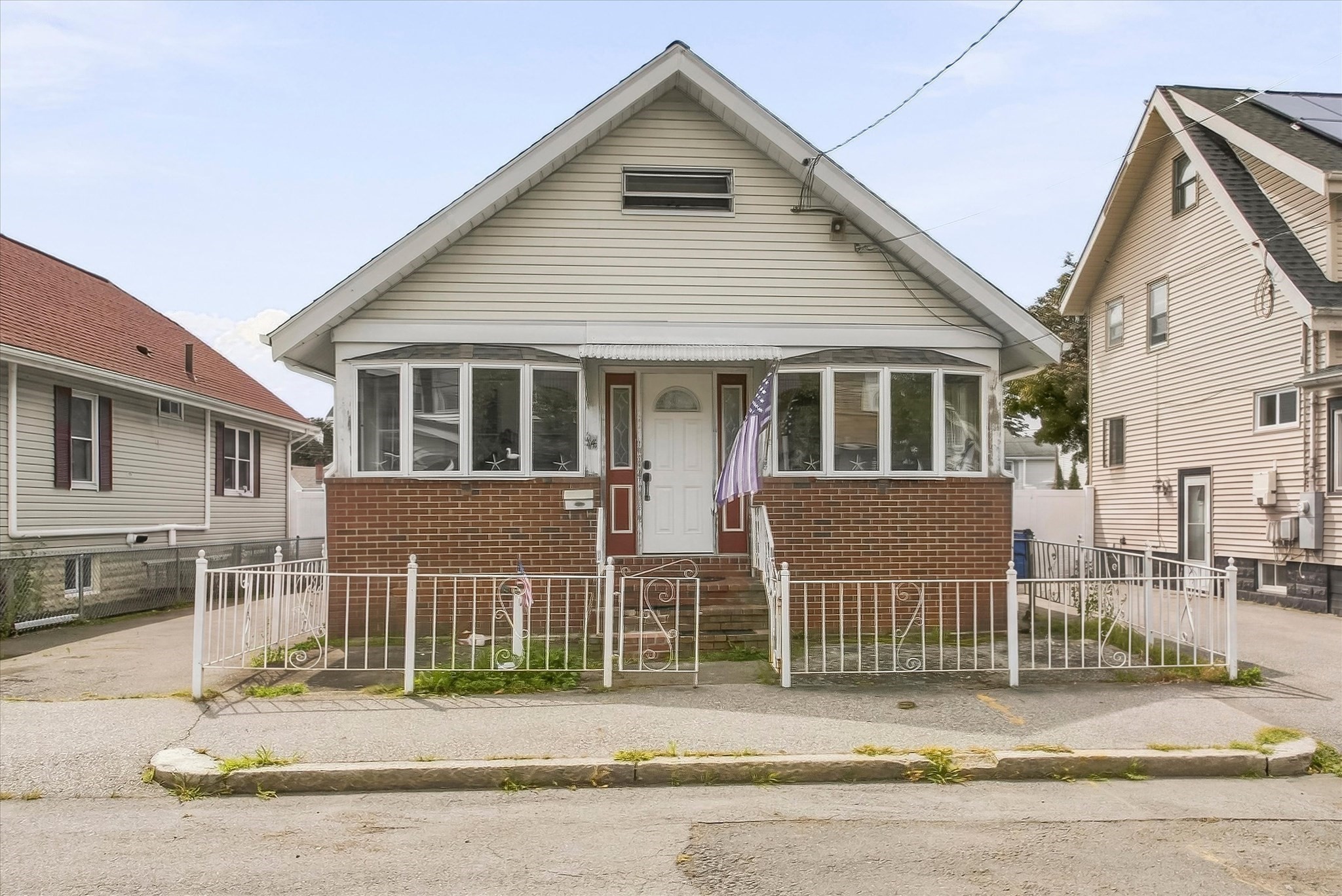 14 Beckert Ave Property Photo 1