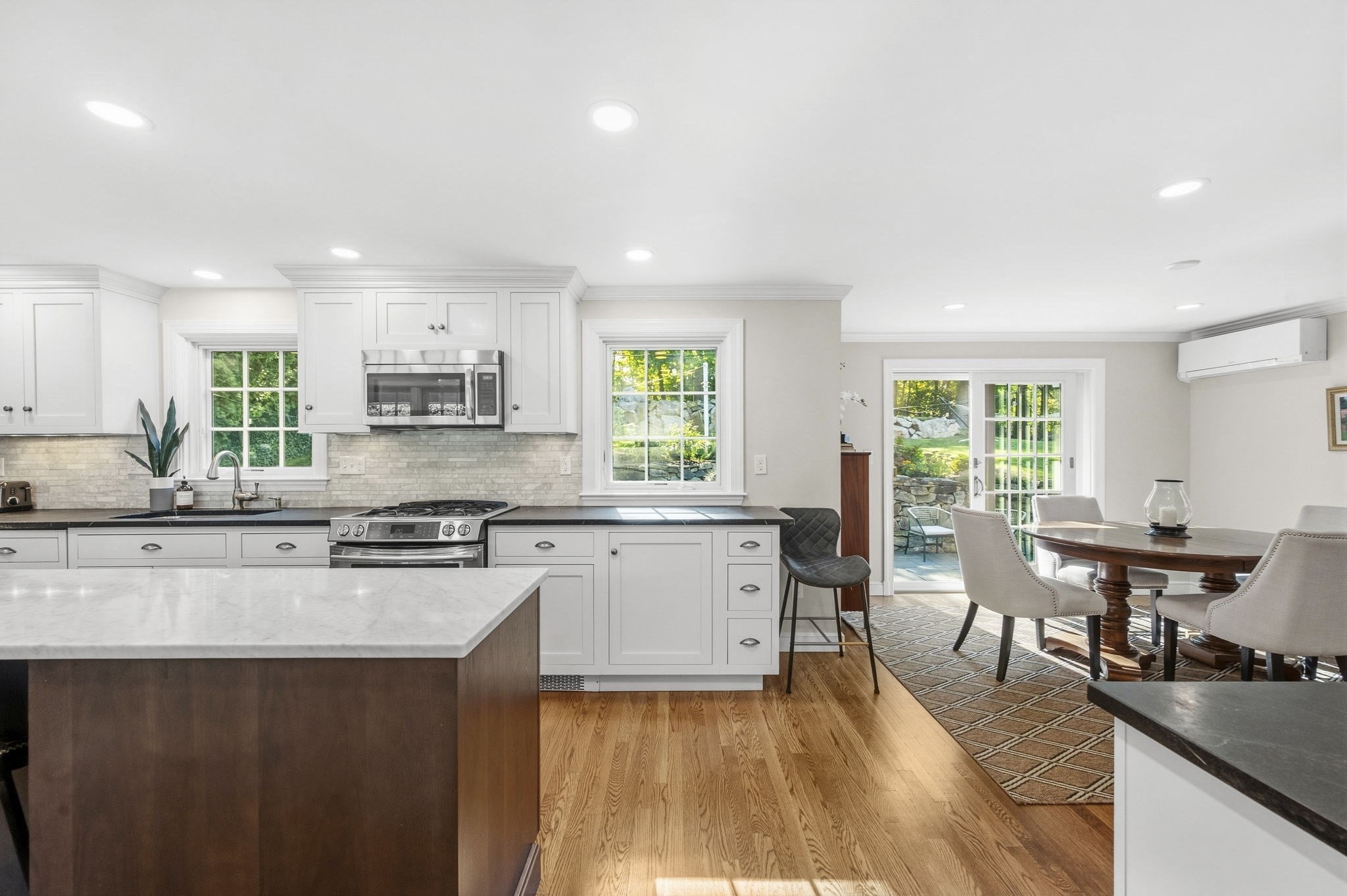 37 Century Ln Property Photo 2
