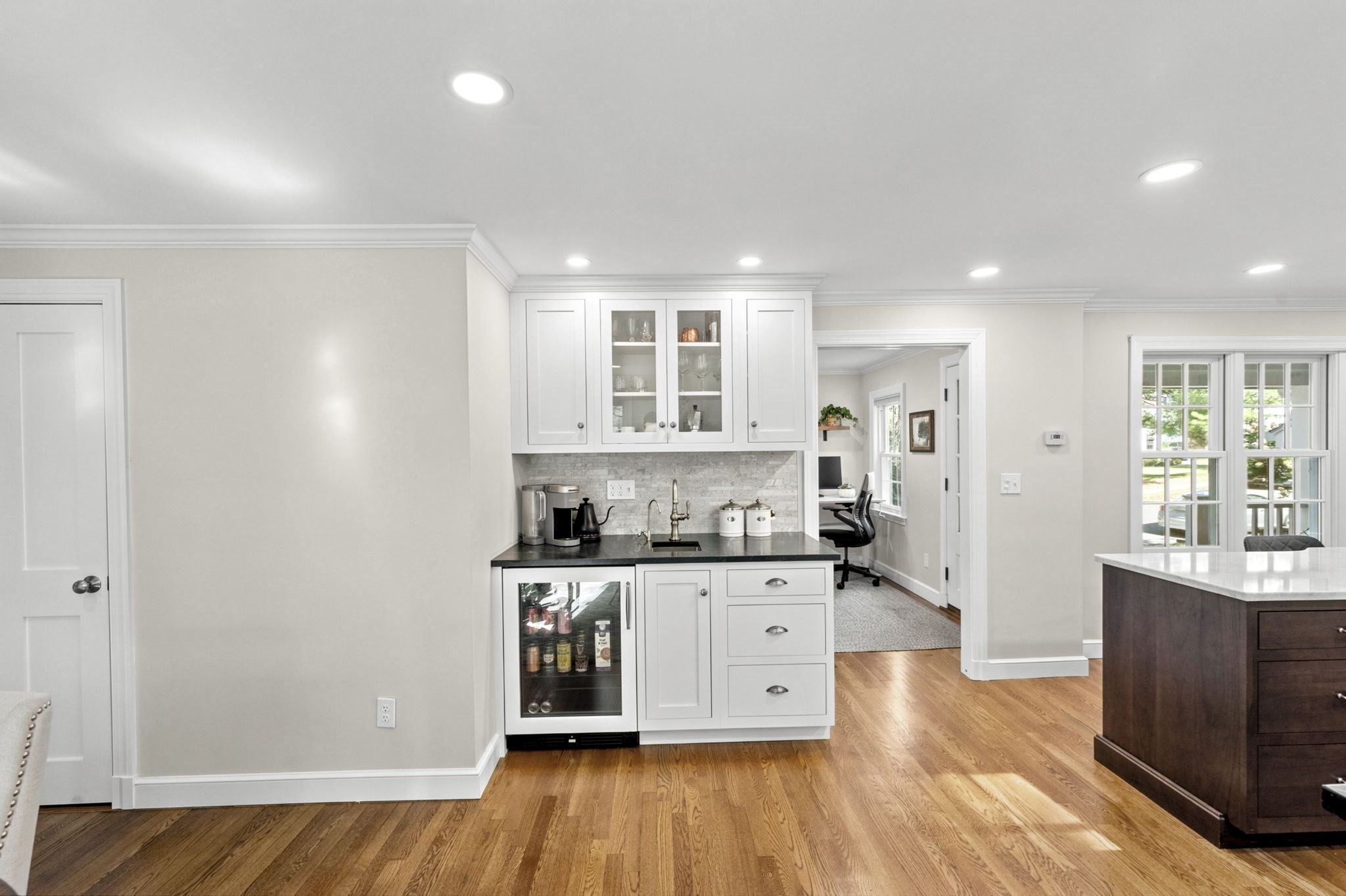 37 Century Ln Property Photo 5