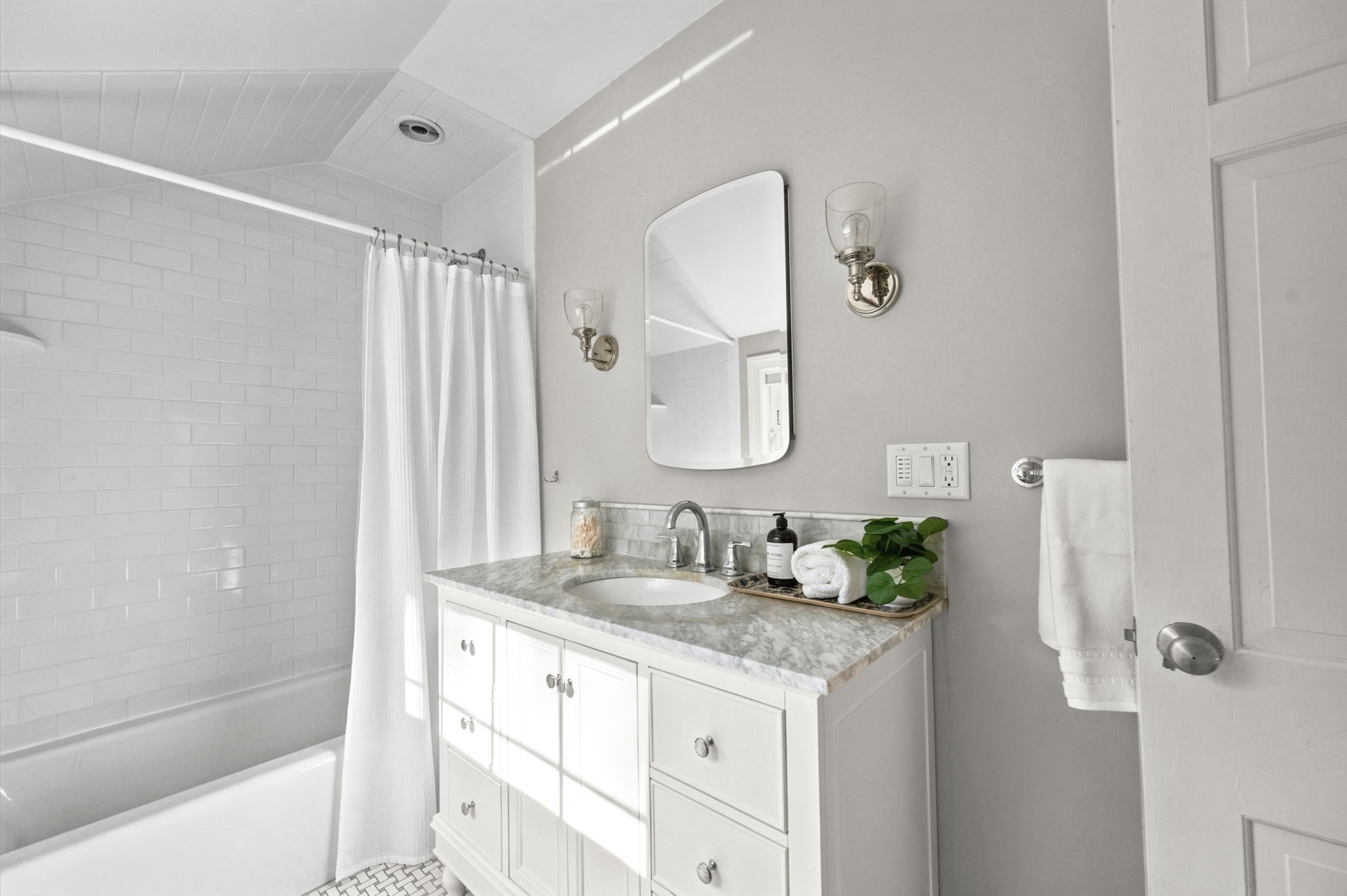 37 Century Ln Property Photo 18