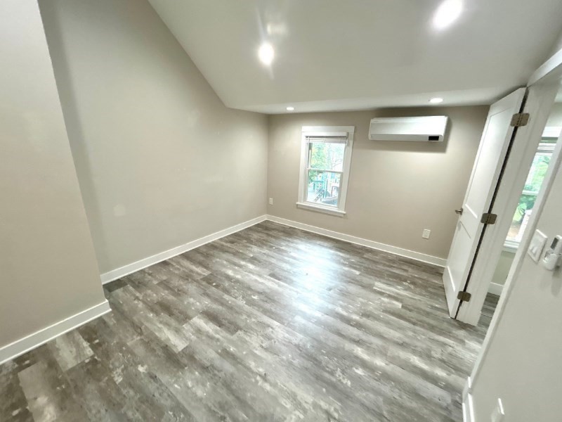 32 Jefferson St # 1 Property Photo 12