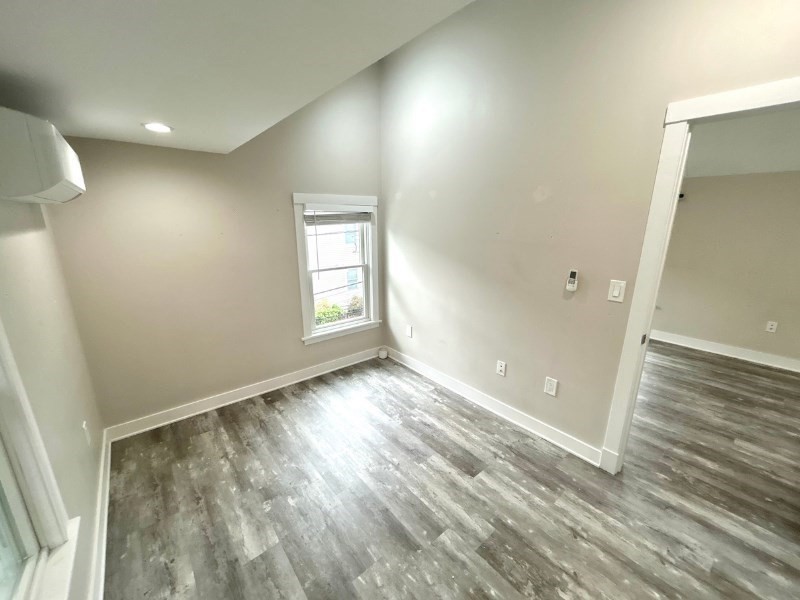 32 Jefferson St # 1 Property Photo 16