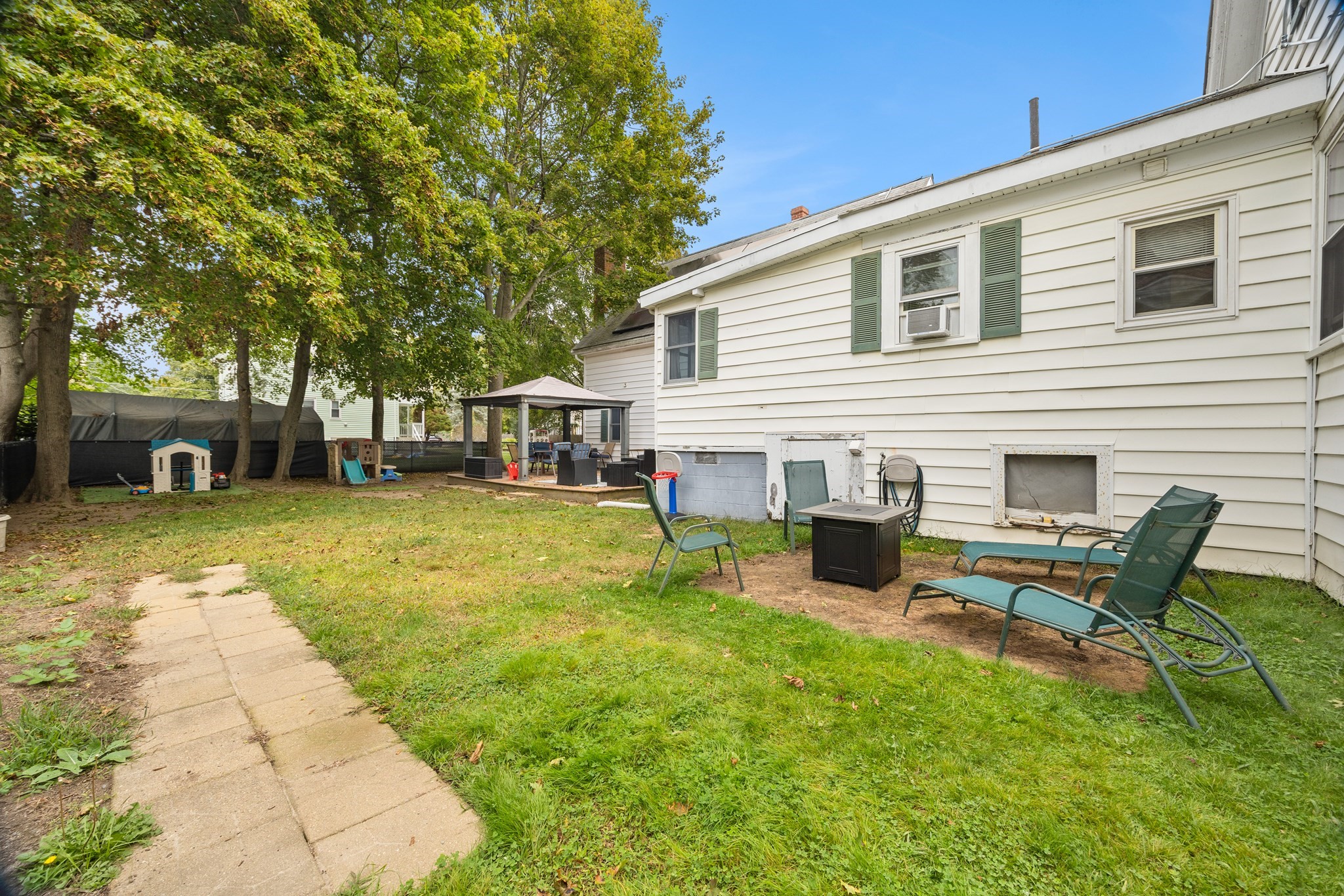 19 Whidden Ave Property Photo 28