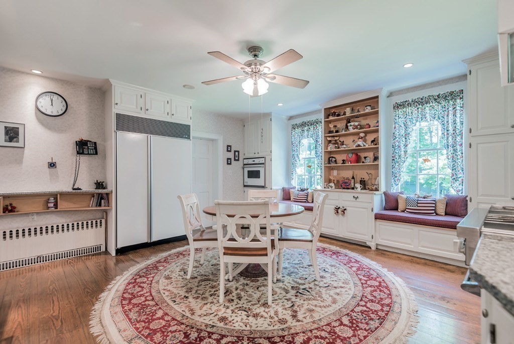381 Boston Rd Property Photo 16